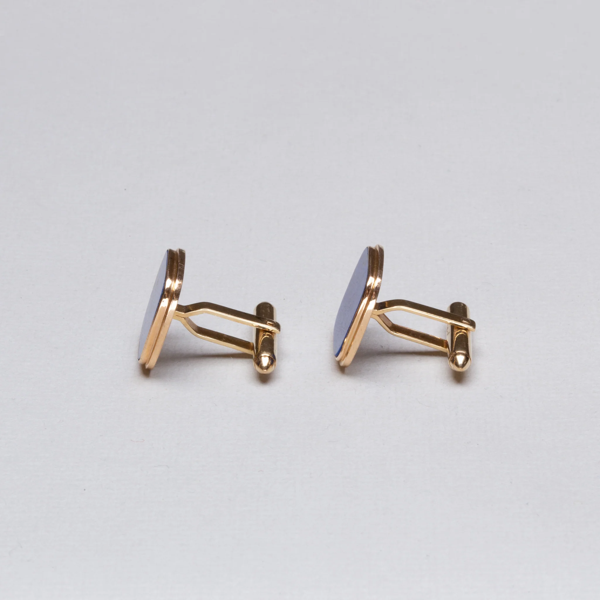 14ct Gold Vintage Cufflinks with Lapis - Image 2