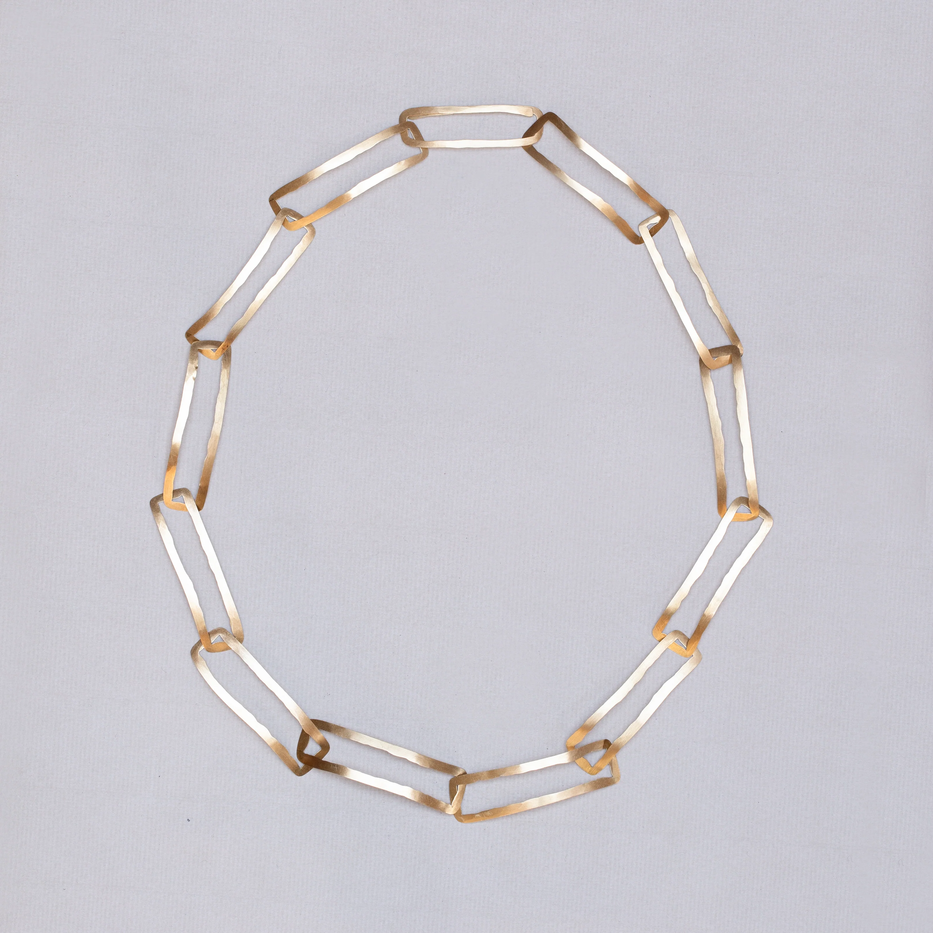 18ct Gold Hammered Necklace - Image 3