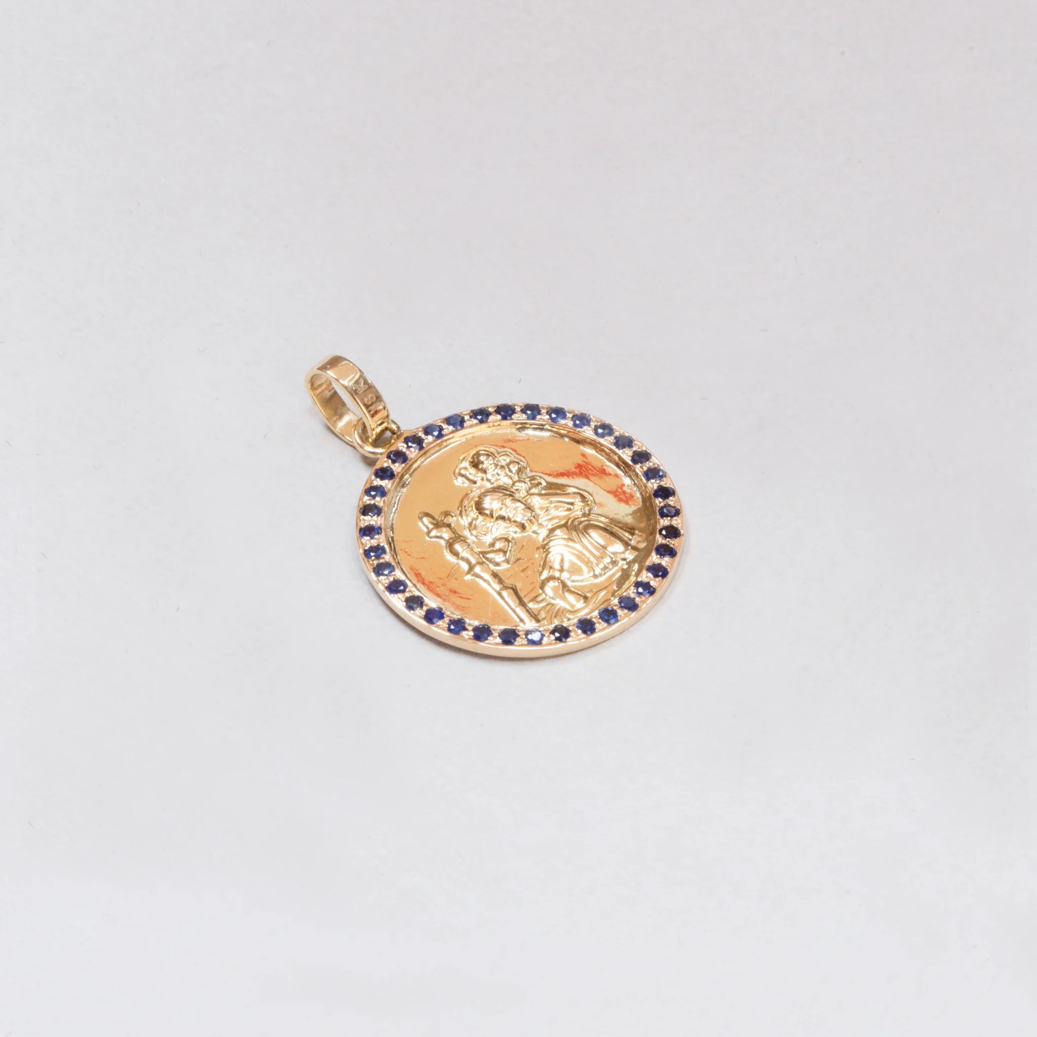 18ct Gold St. Christopher Pendant Charm with Blue Sapphire - Image 3