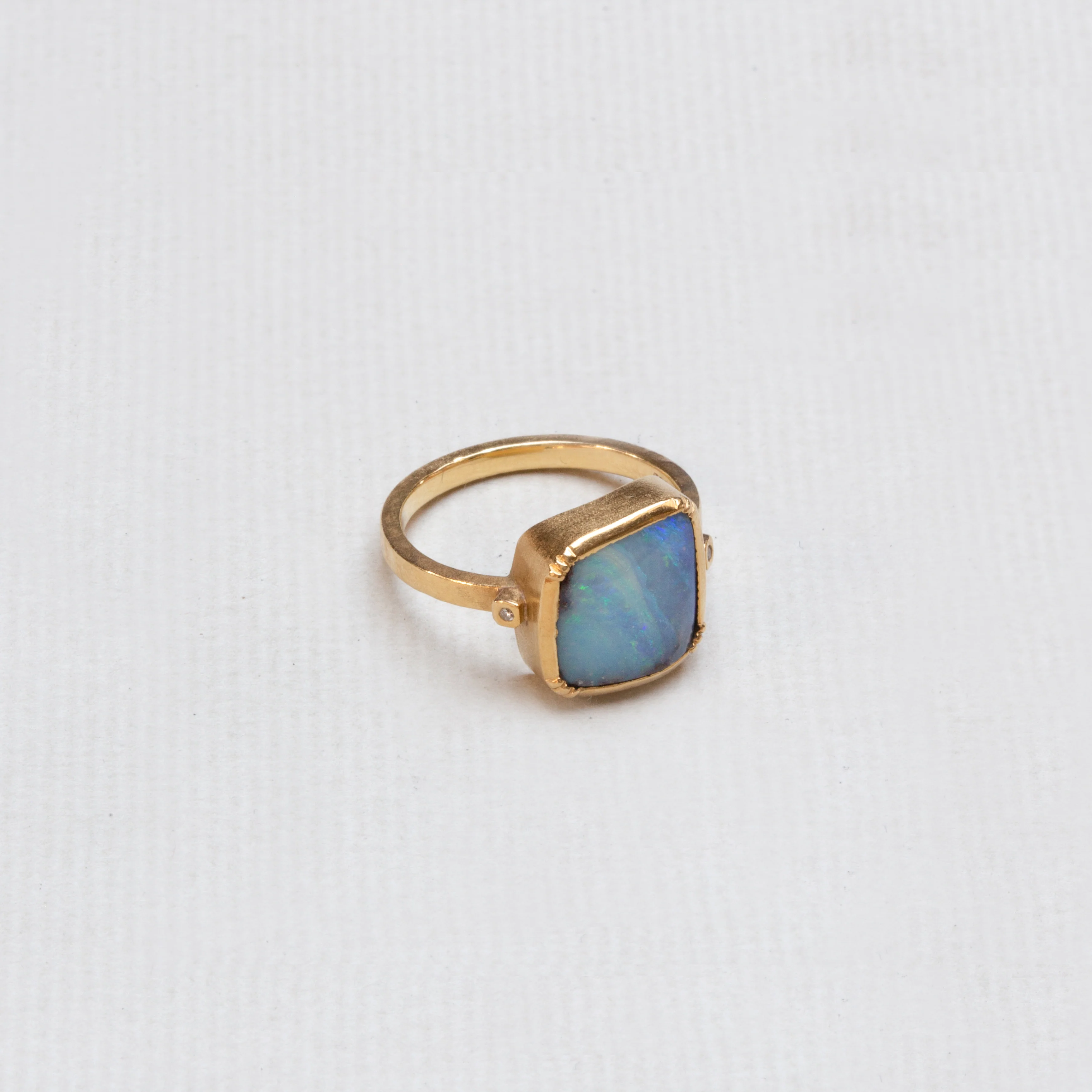18ct Gold Opal Ring - Image 5