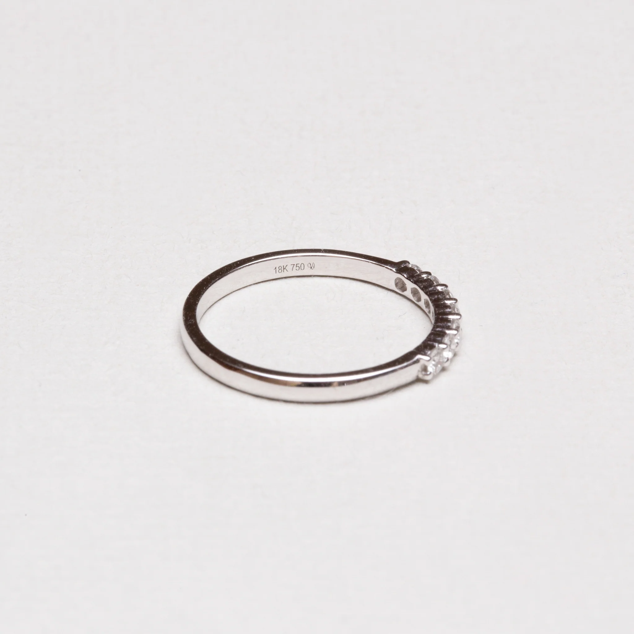 18ct White Gold Diamond Engagement Ring - Image 3