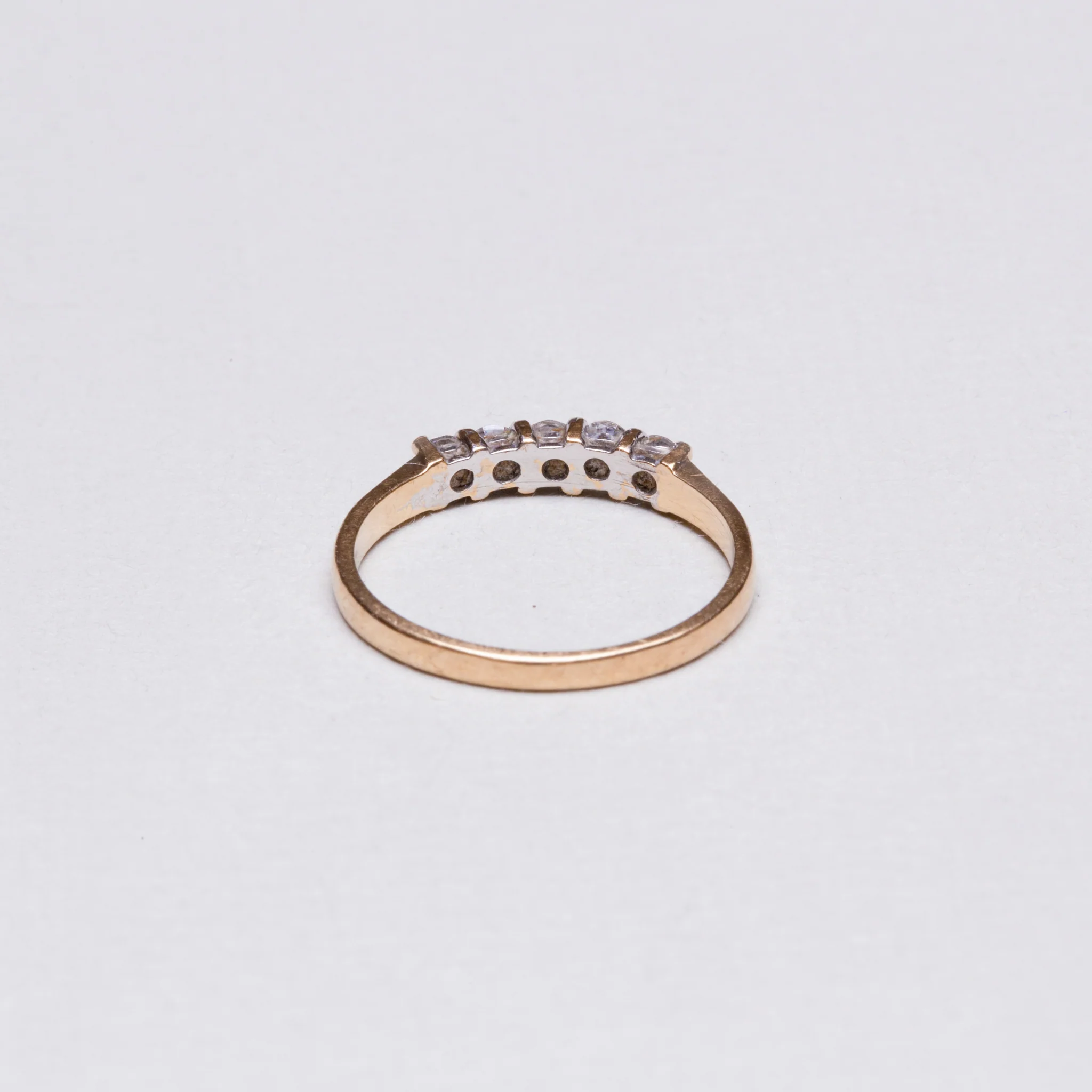 9ct Gold Diamond Engagement Ring - Image 4