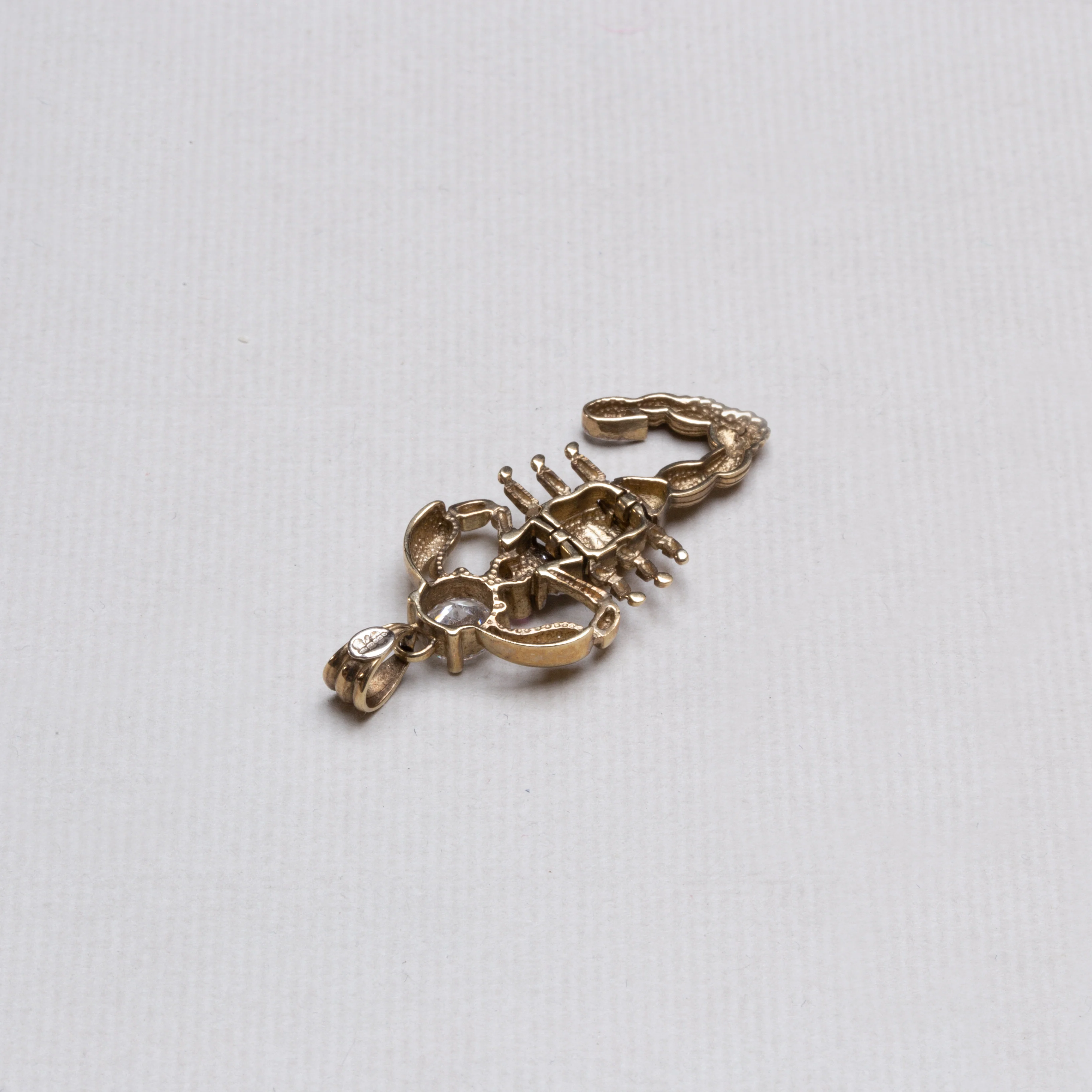 Vintage 9ct Gold Scorpio Pendant Charm with Cubic Zirconia - Image 3