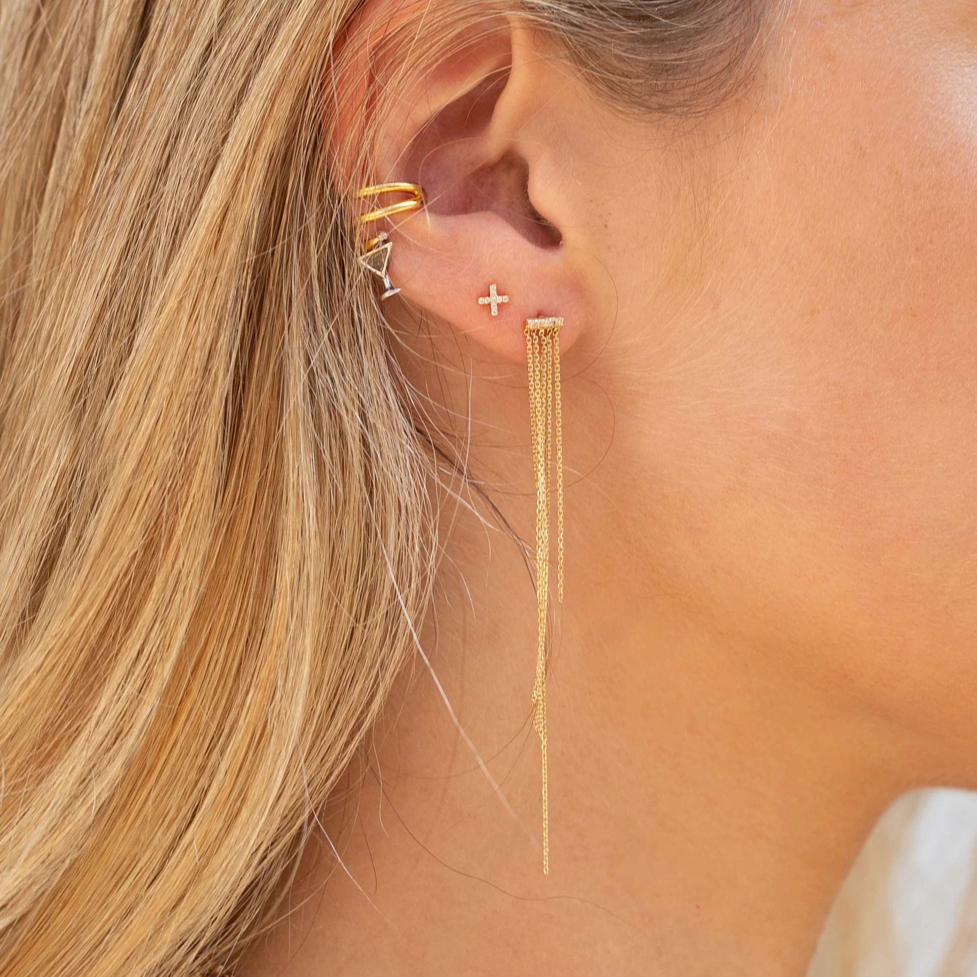 18ct Gold Tassel Stud Earrings with Diamonds - Image 2