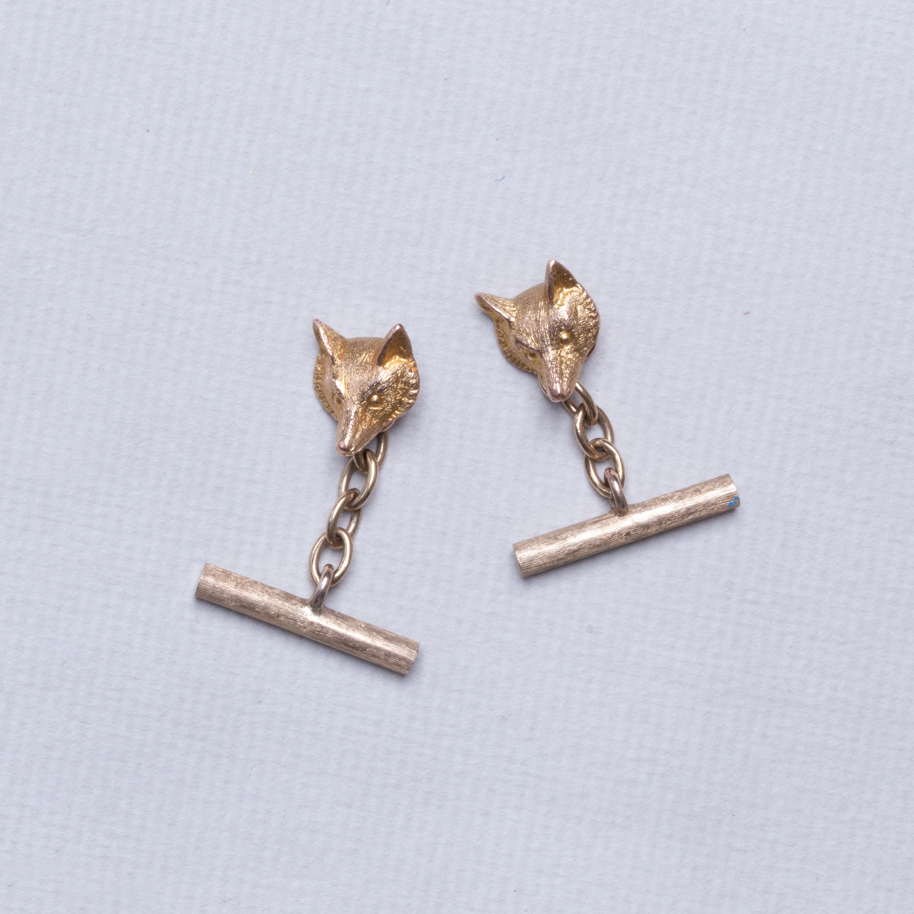 9ct Gold Vintage Fox Cufflink - Image 2