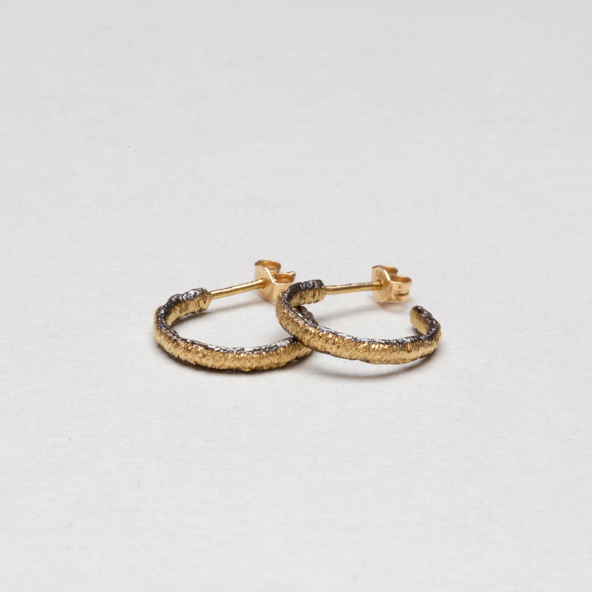 Straight Stitch Hoops with Black Borders - Image 2