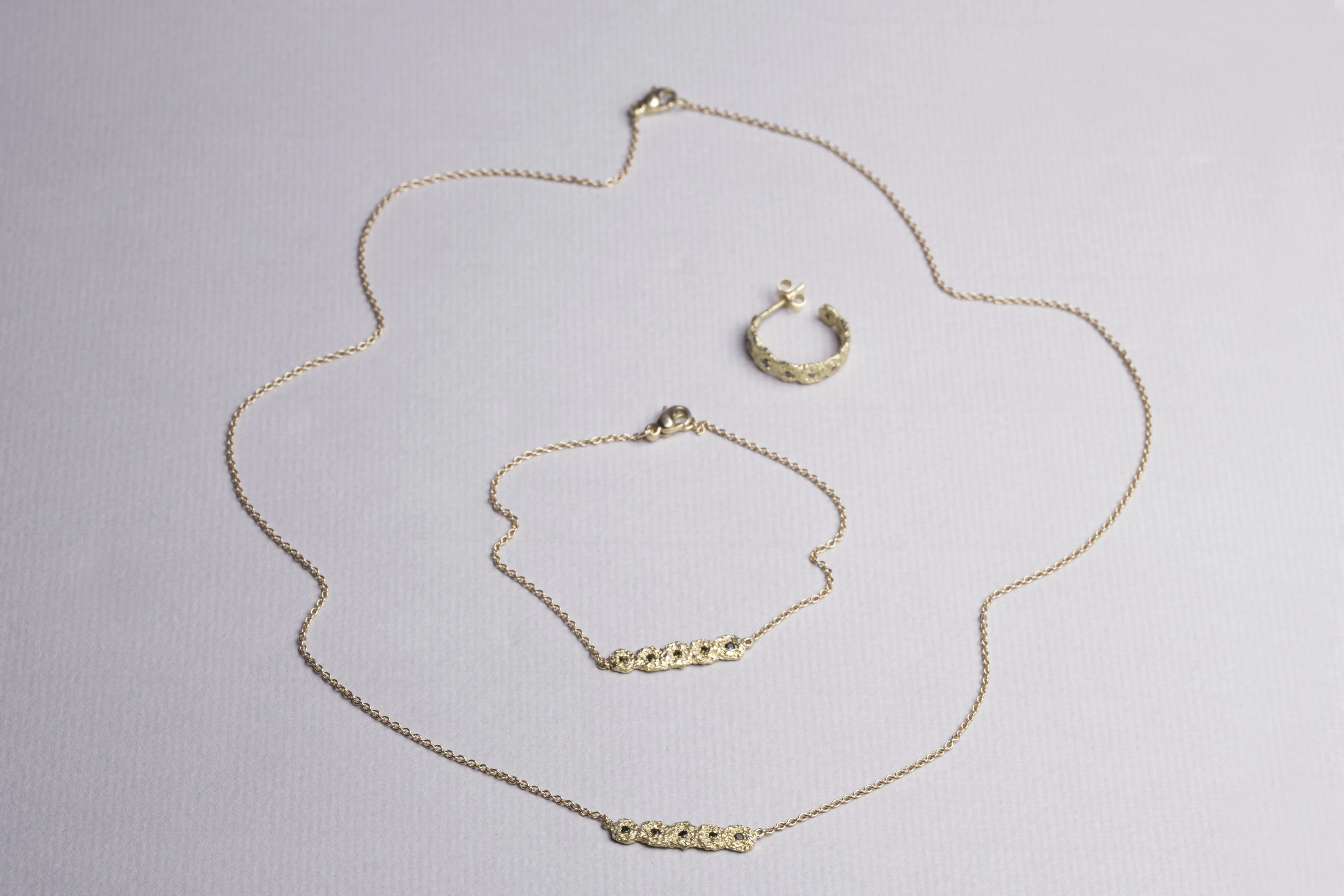 Shisha Line Necklace with Green Tourmaline - Image 5