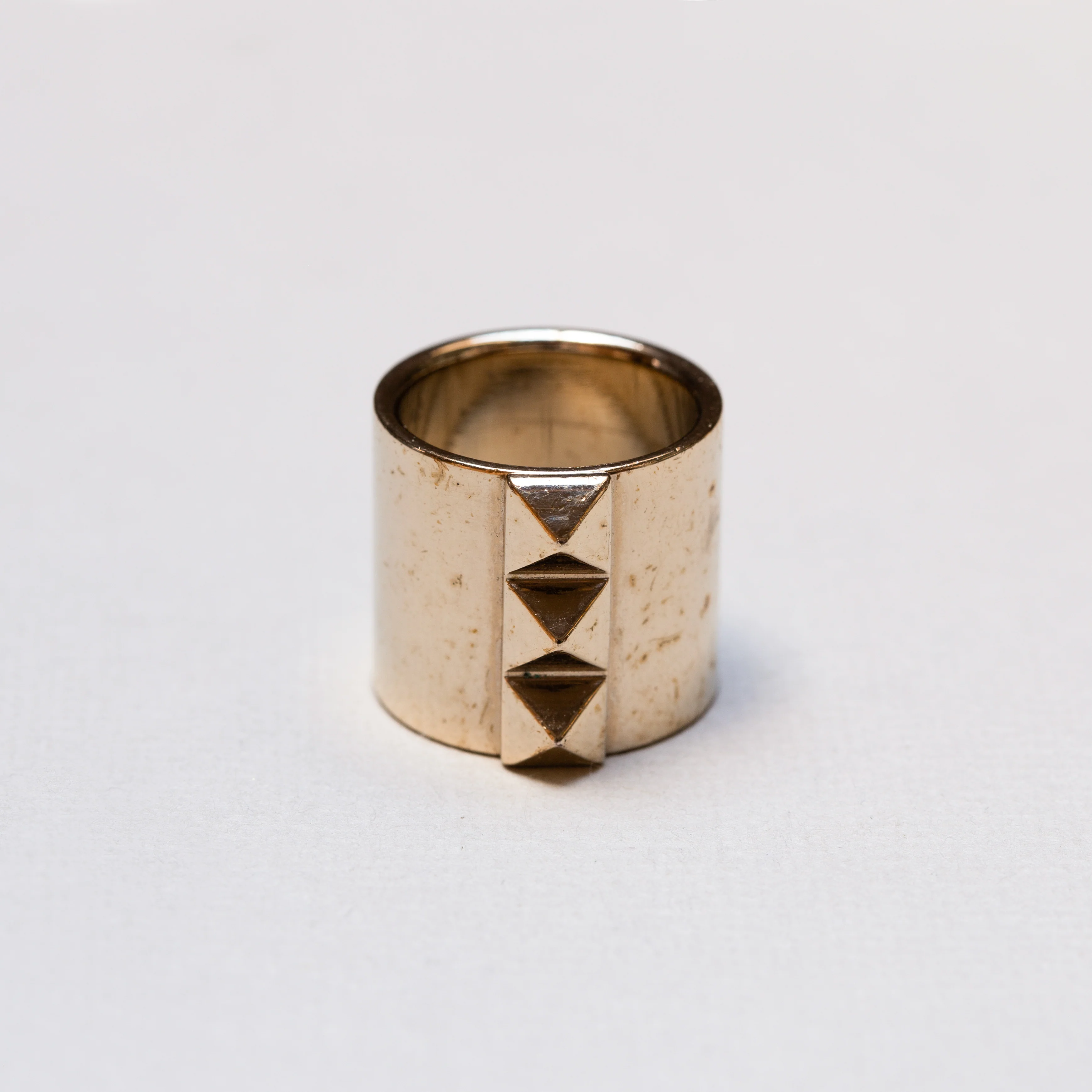 Vintage Valentino Chunky Ring with Rockstuds - Image 3