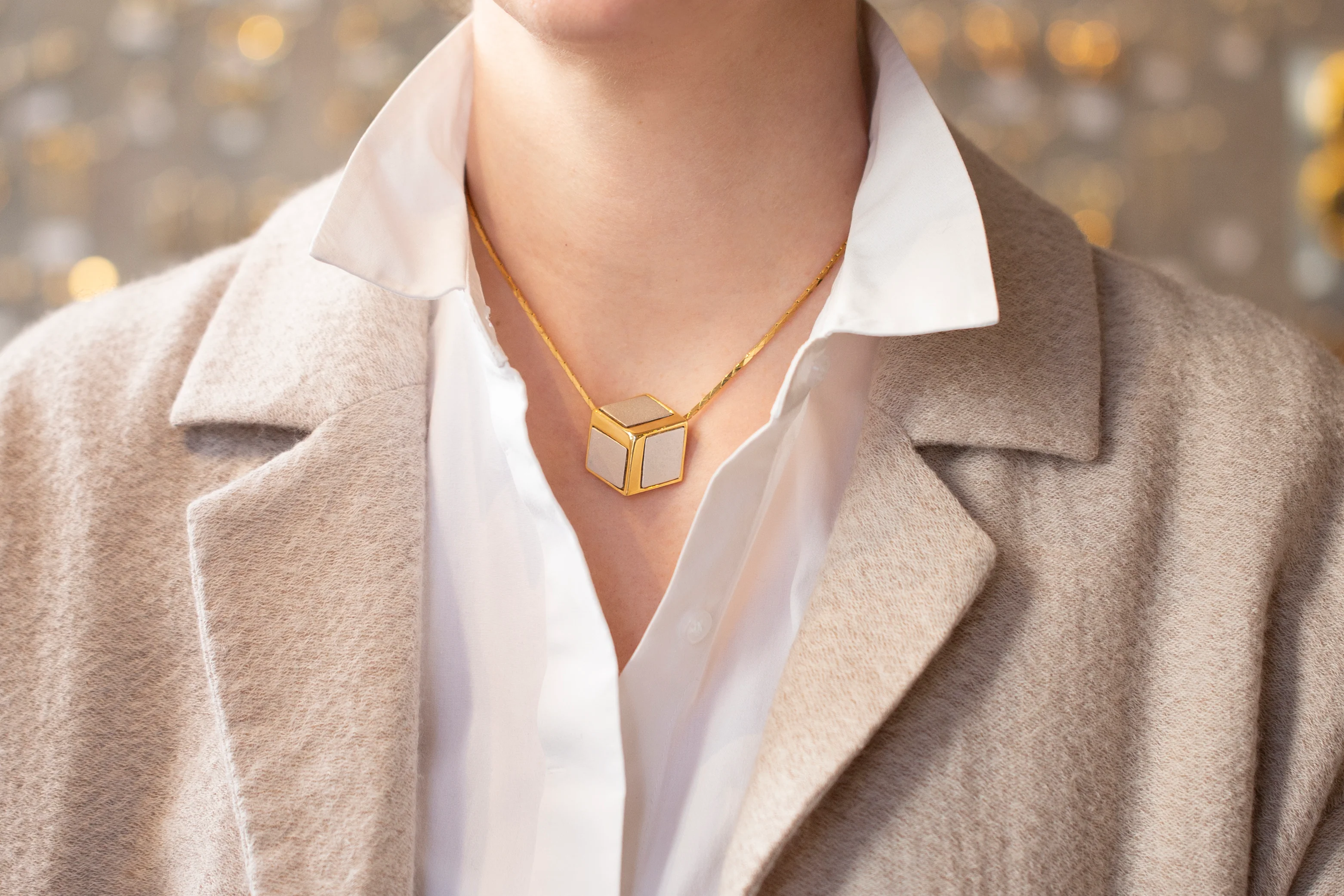 Vintage Gold Cube Necklace - Image 3