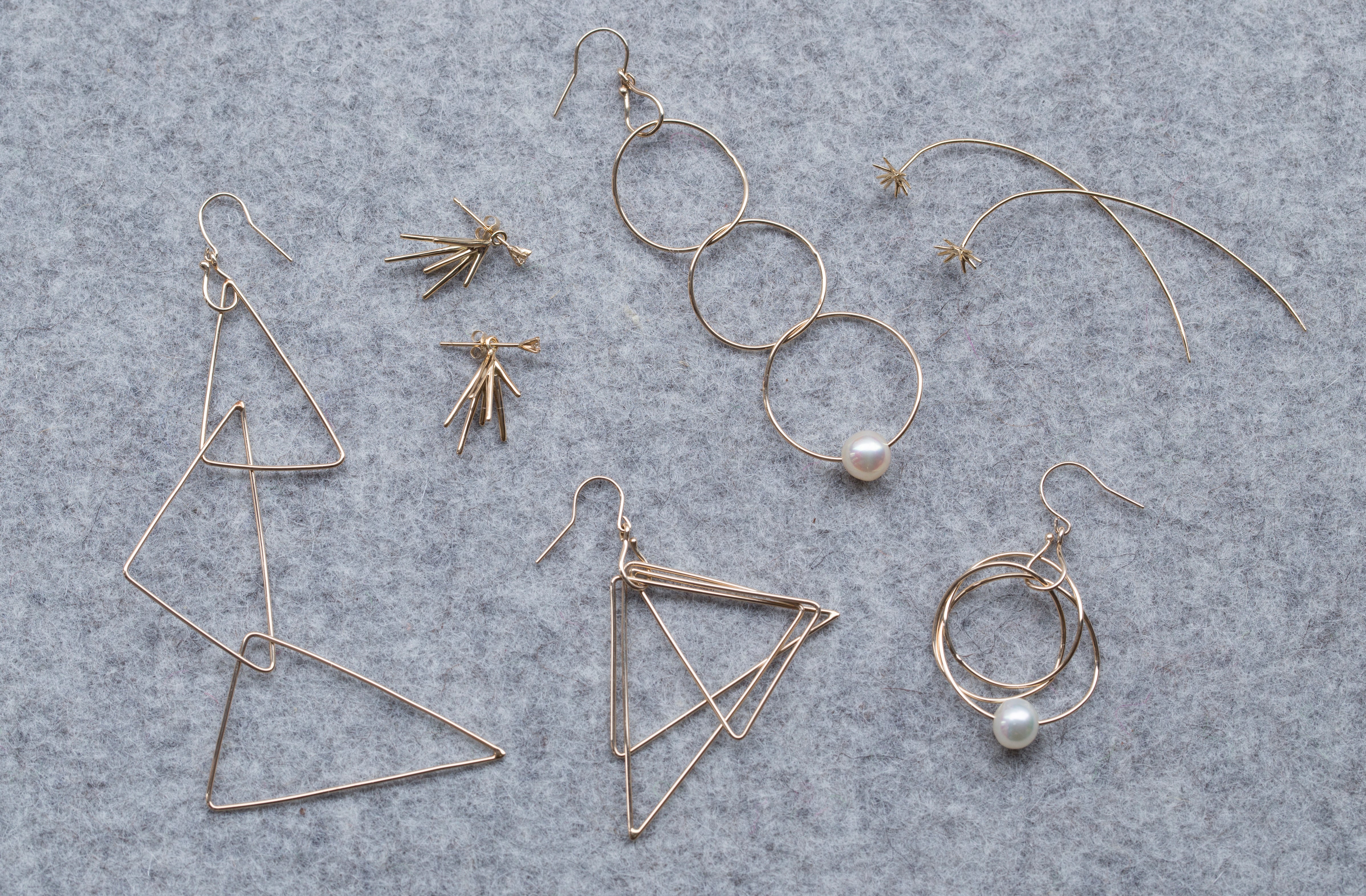 Down Spark Earrings with Diamond - Image 9