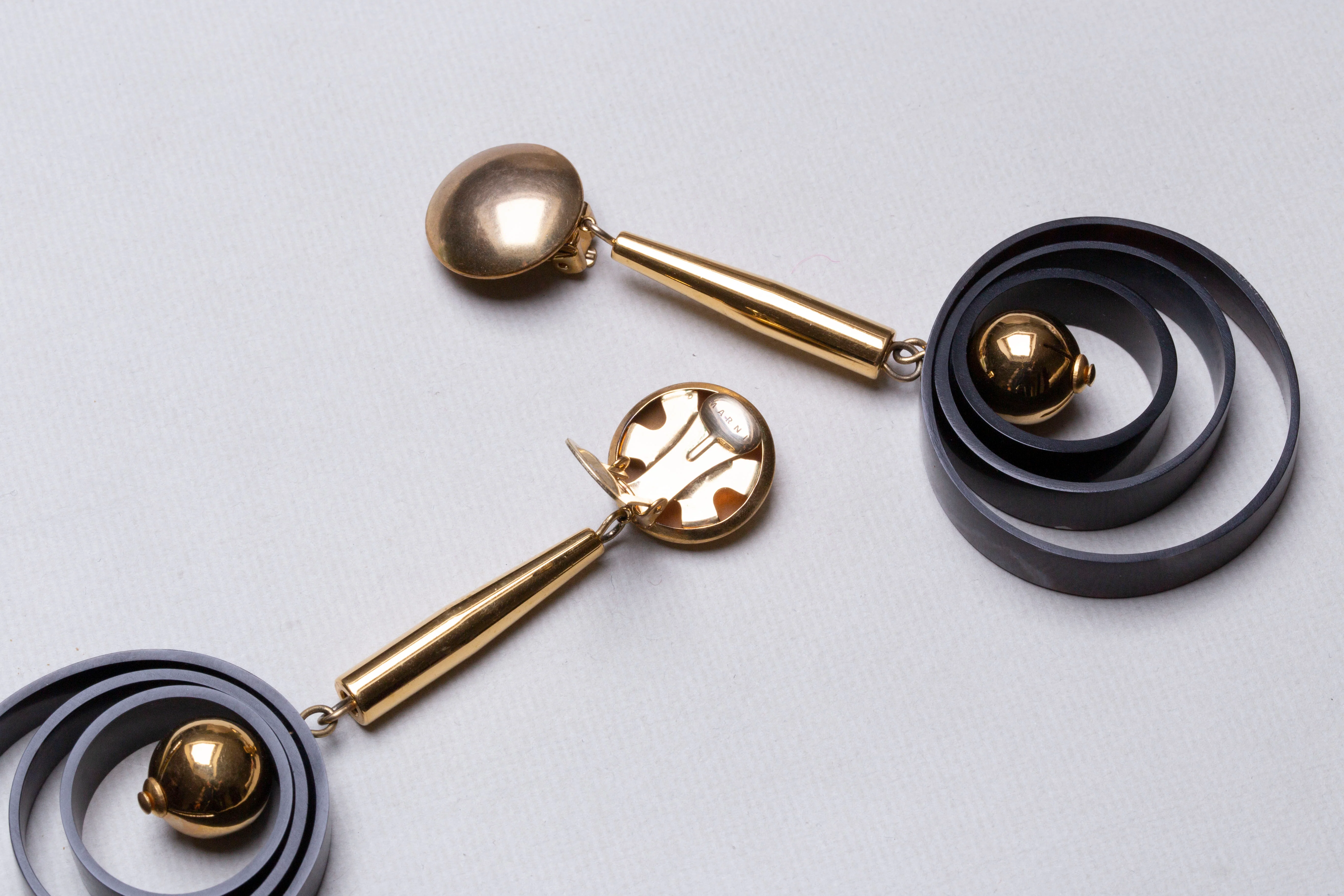 Geometric Circle Brass Clip-on Earrings - Image 2
