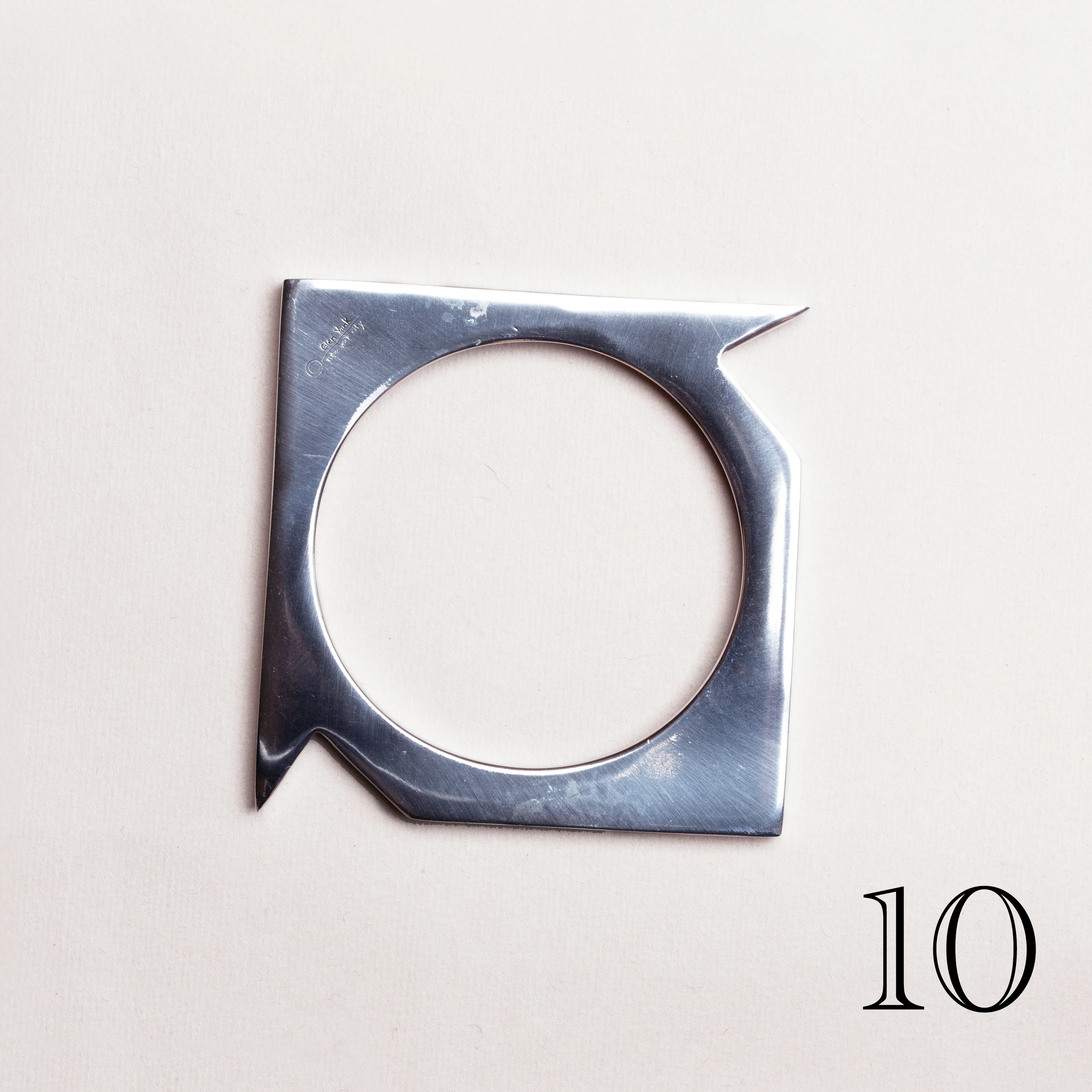 Glen Yank Vintage Aluminium Bracelet - Image 11