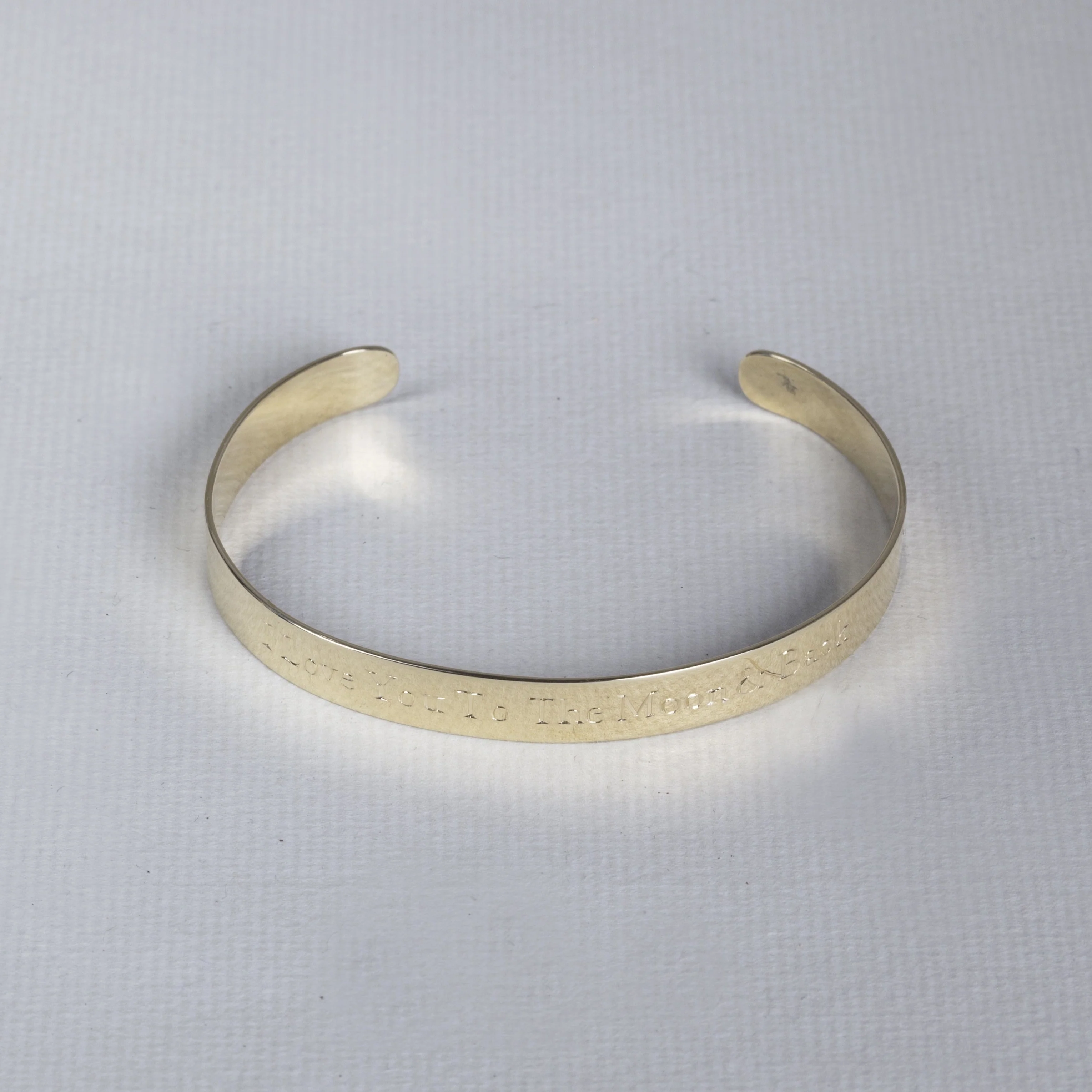 9ct Gold Open Flat Bangle Bracelet - Image 4