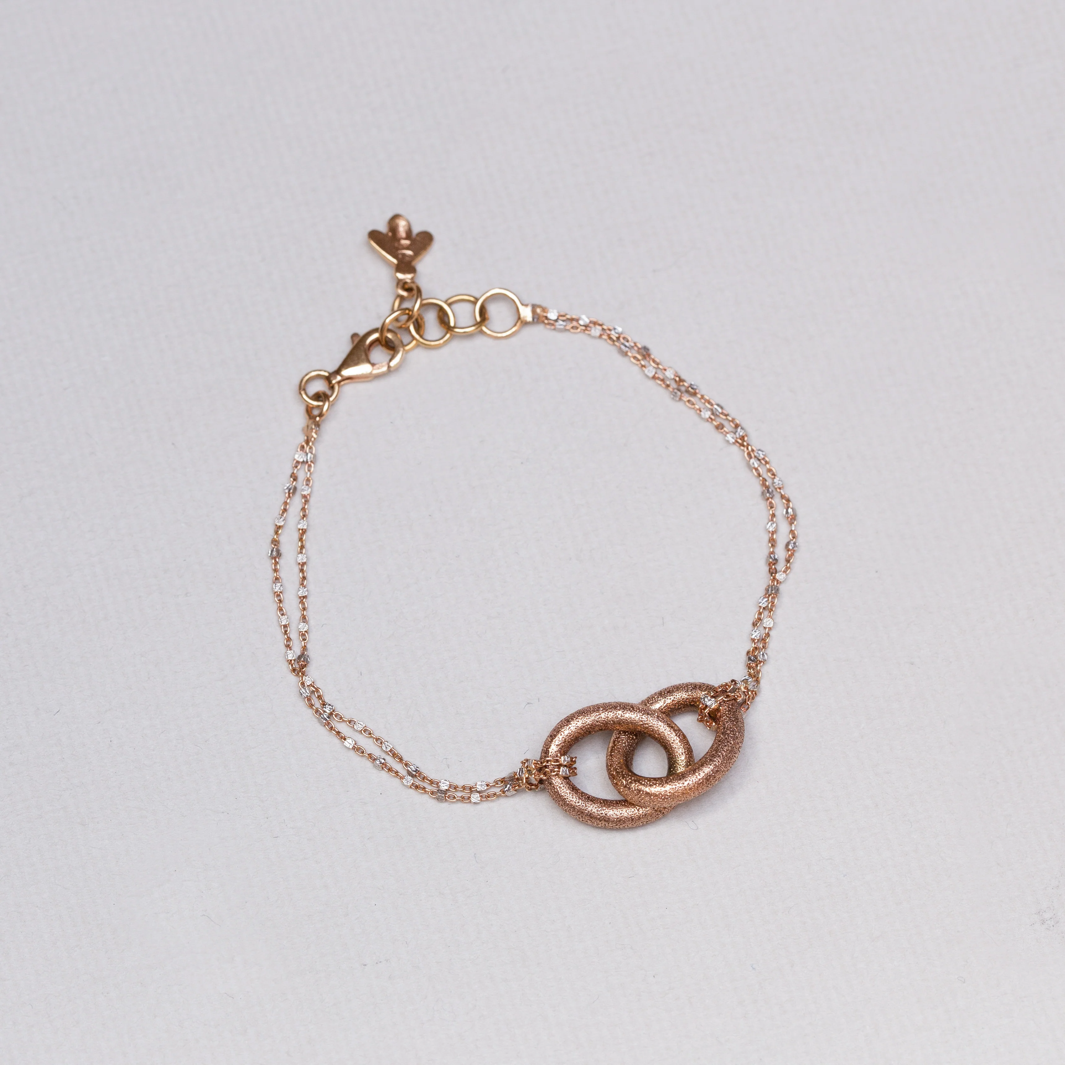 Gold Bracelet With Diamonds
