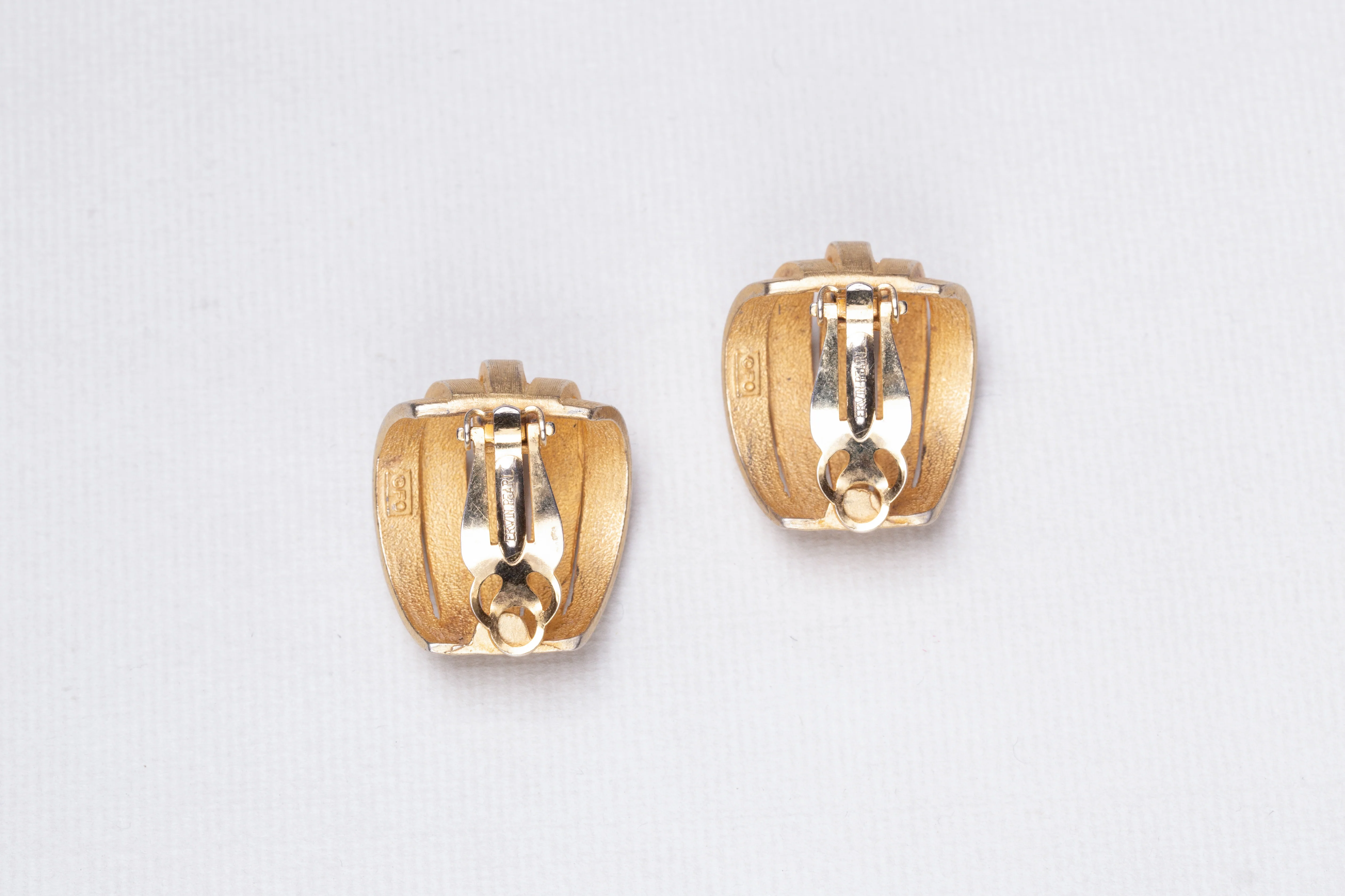 Gold Multiple Strip Clip-on Earrings - Image 4