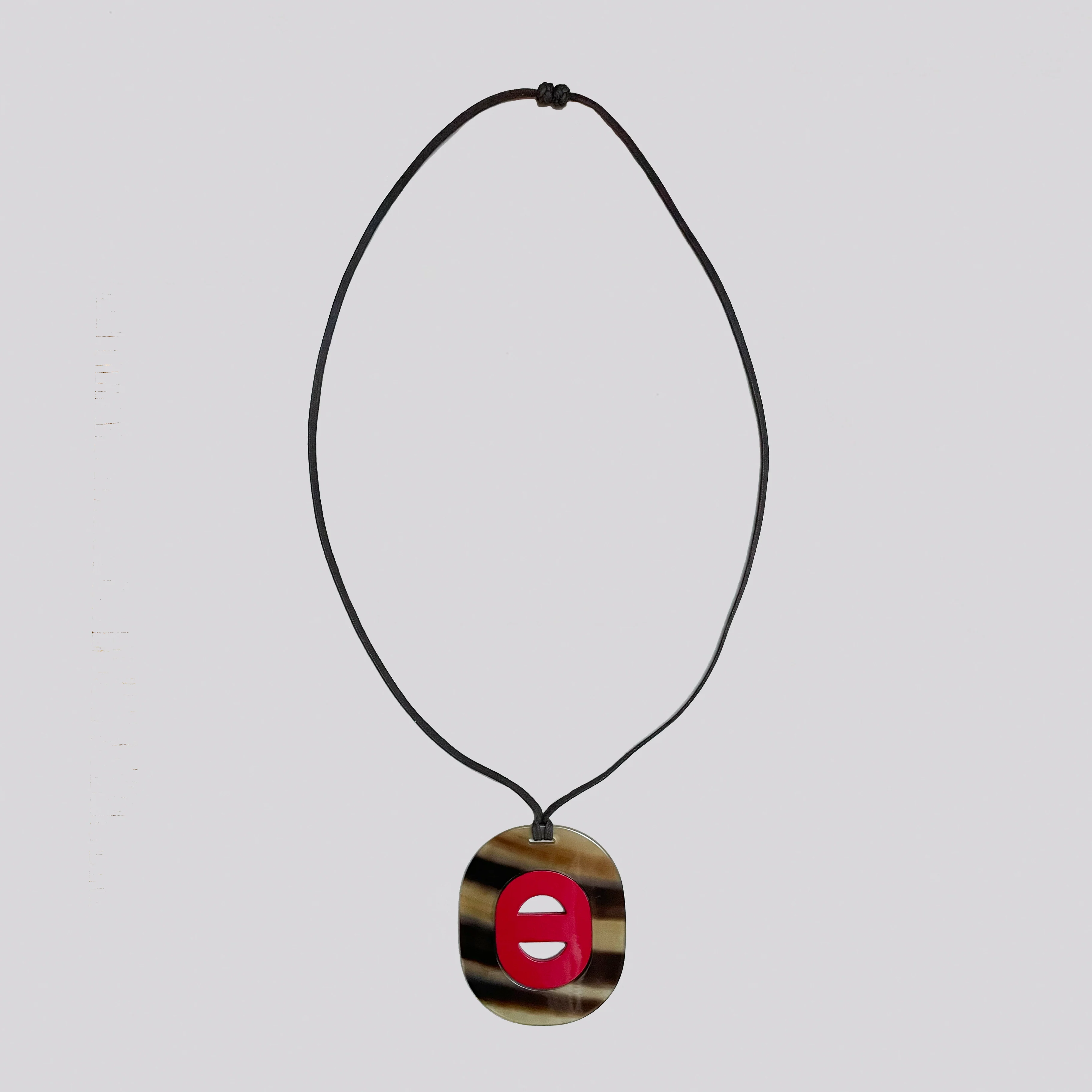 Vintage Hermes Fidelio Buffalo Horn Lacquer Pendant Necklace - Image 2