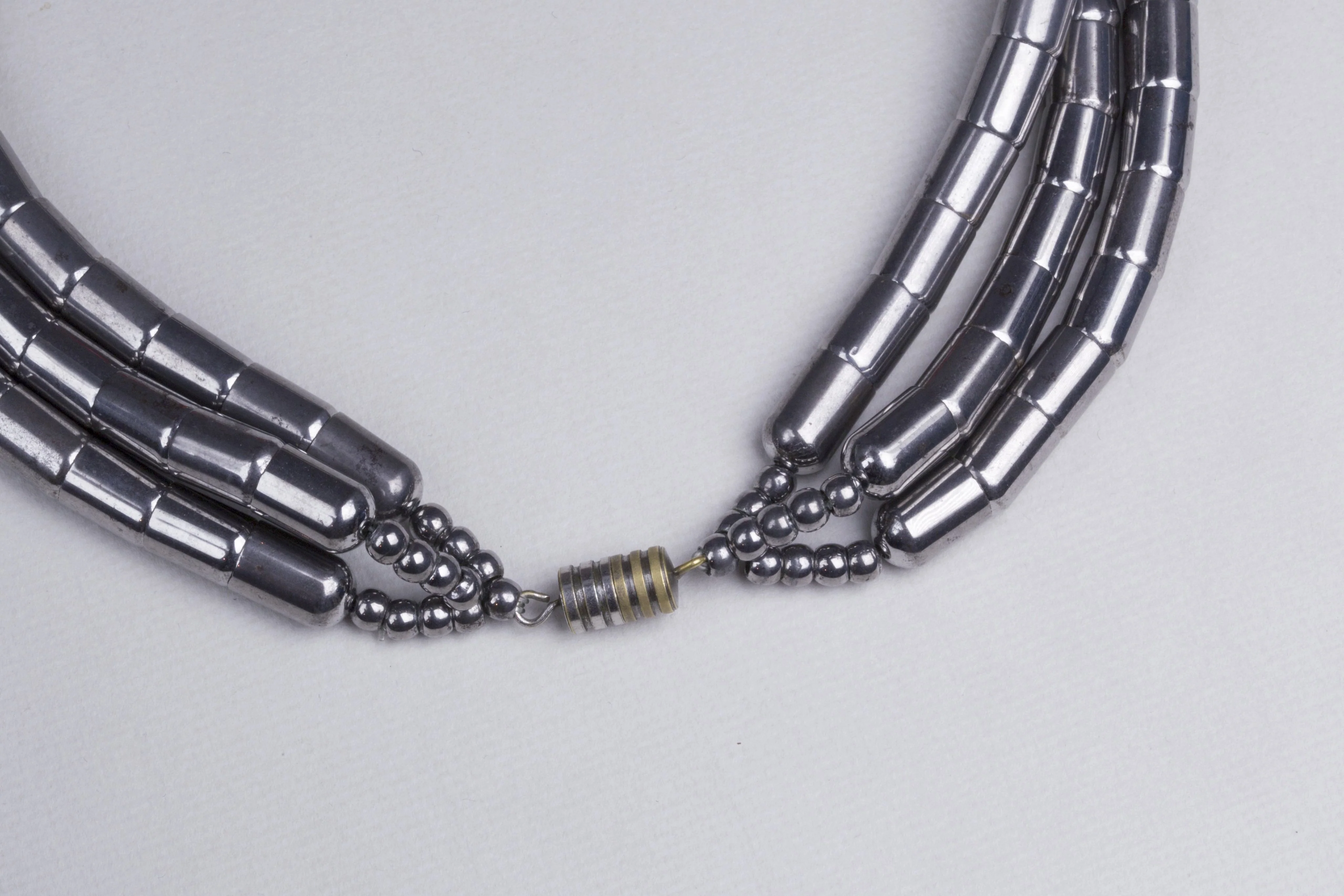 Vintage Chrome and Red Beads Art Deco Necklace - Image 3