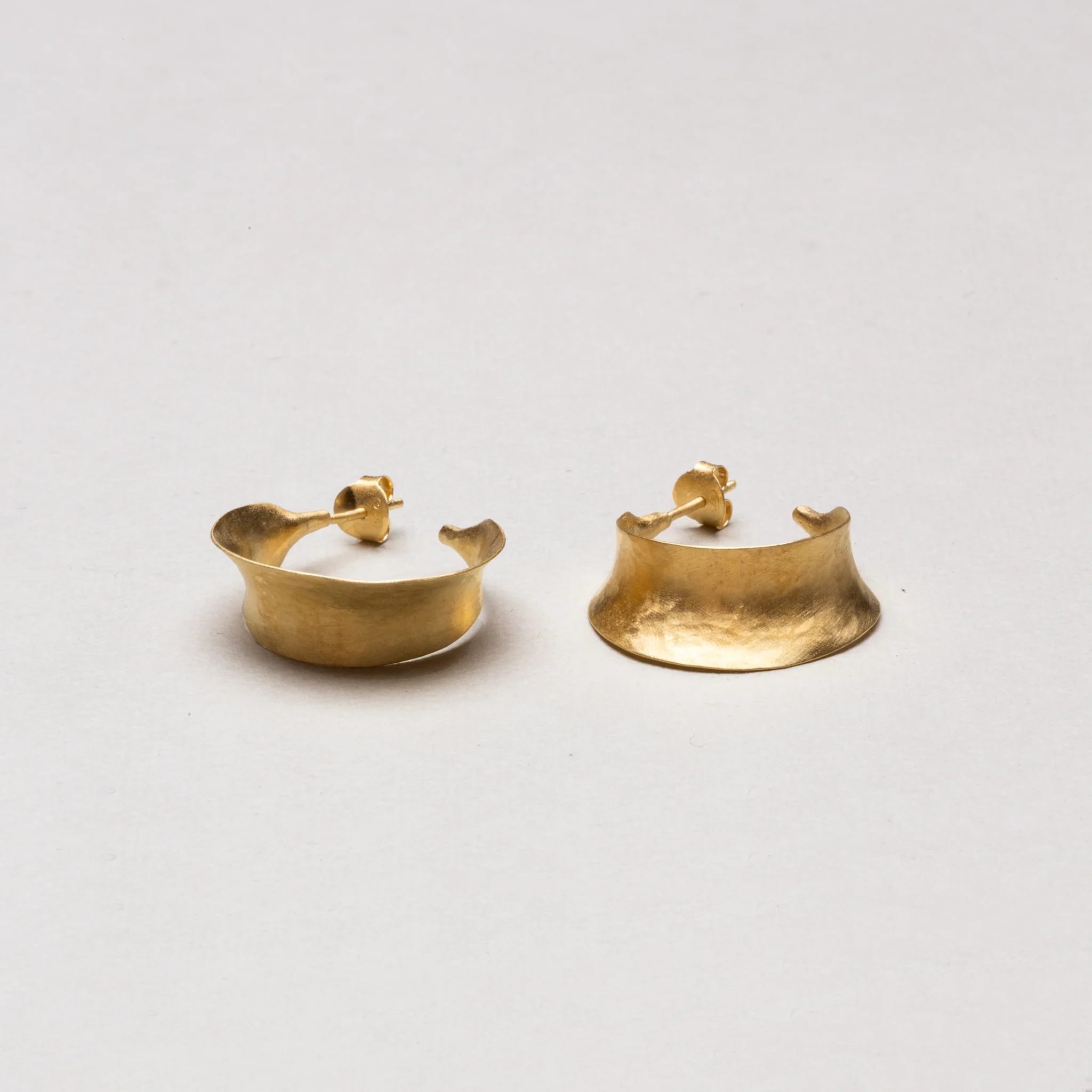 Open Flared Hoop Stud Earrings - Image 6