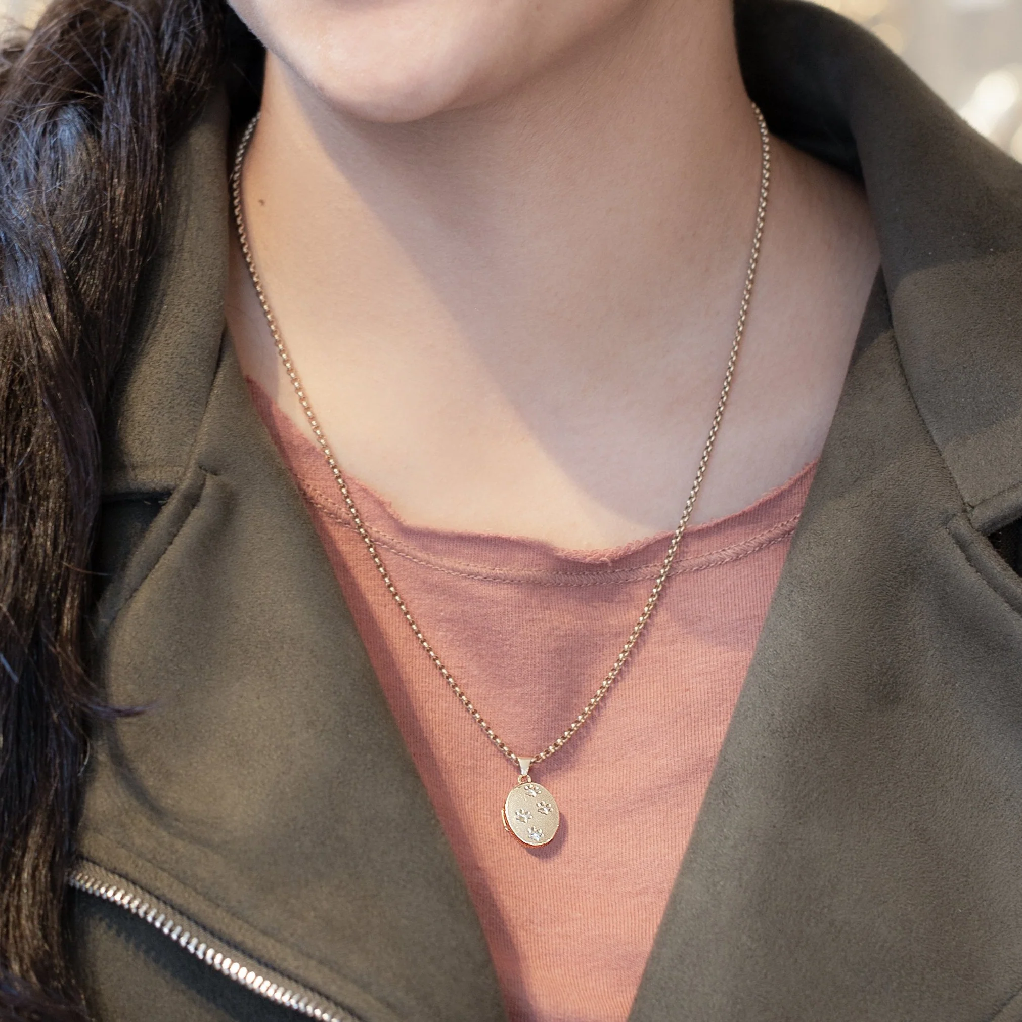 9ct Gold Paw Prints Pendant Necklace - Image 3