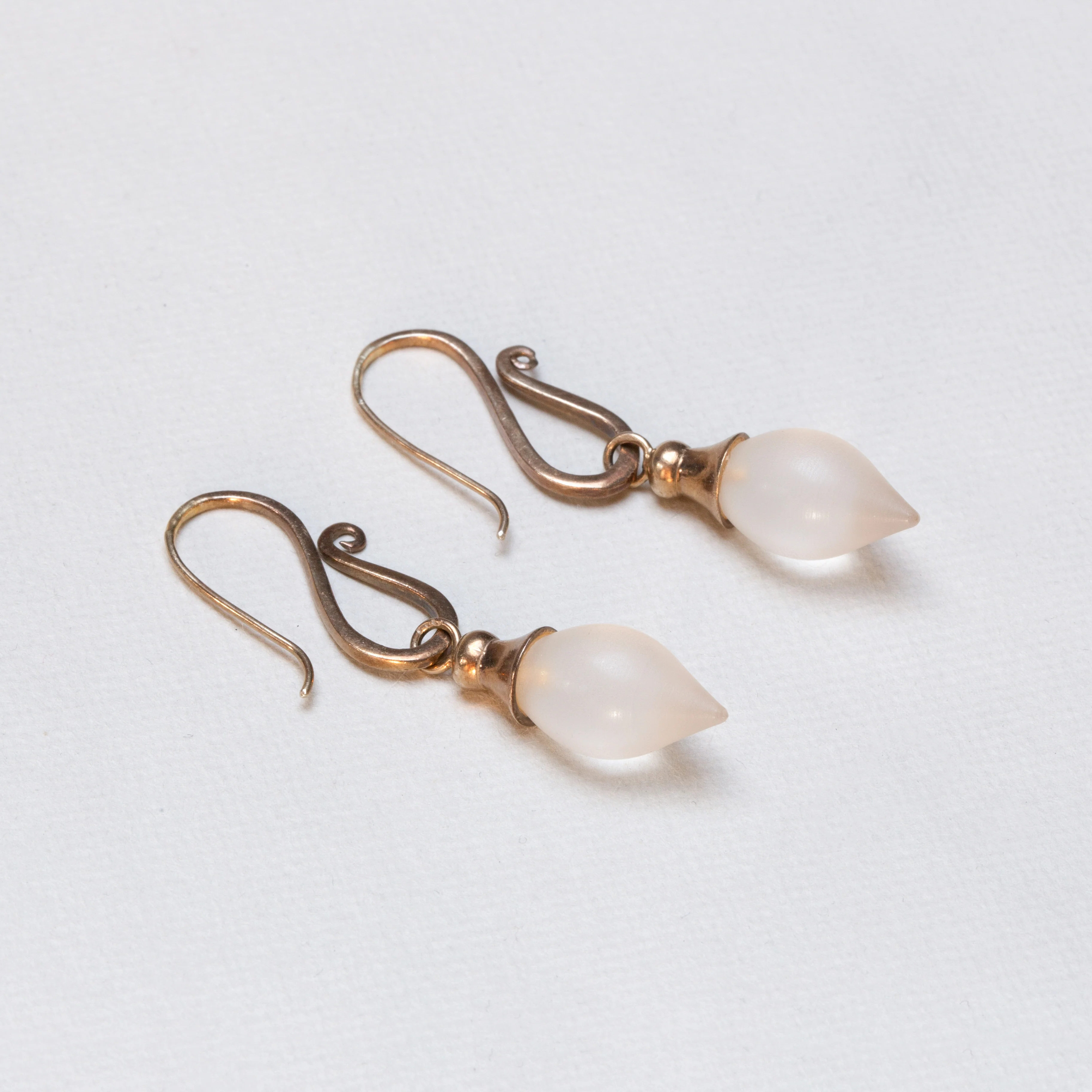 Set of Silver Necklace and Earrings with Frosted Glass - Image 3