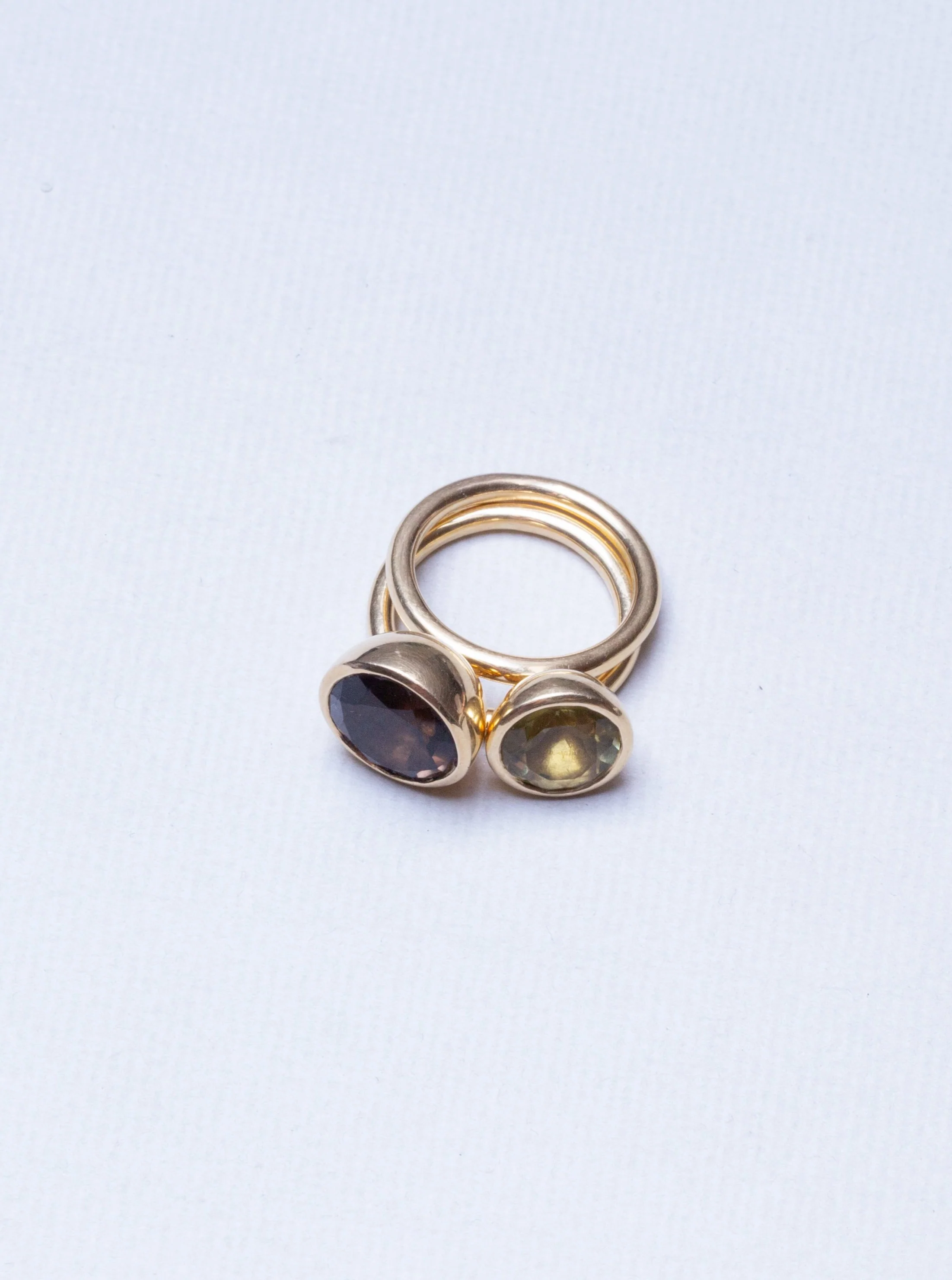 Stackable Gold Ring with Smoky Quartz and Green Amethyst - Image 2