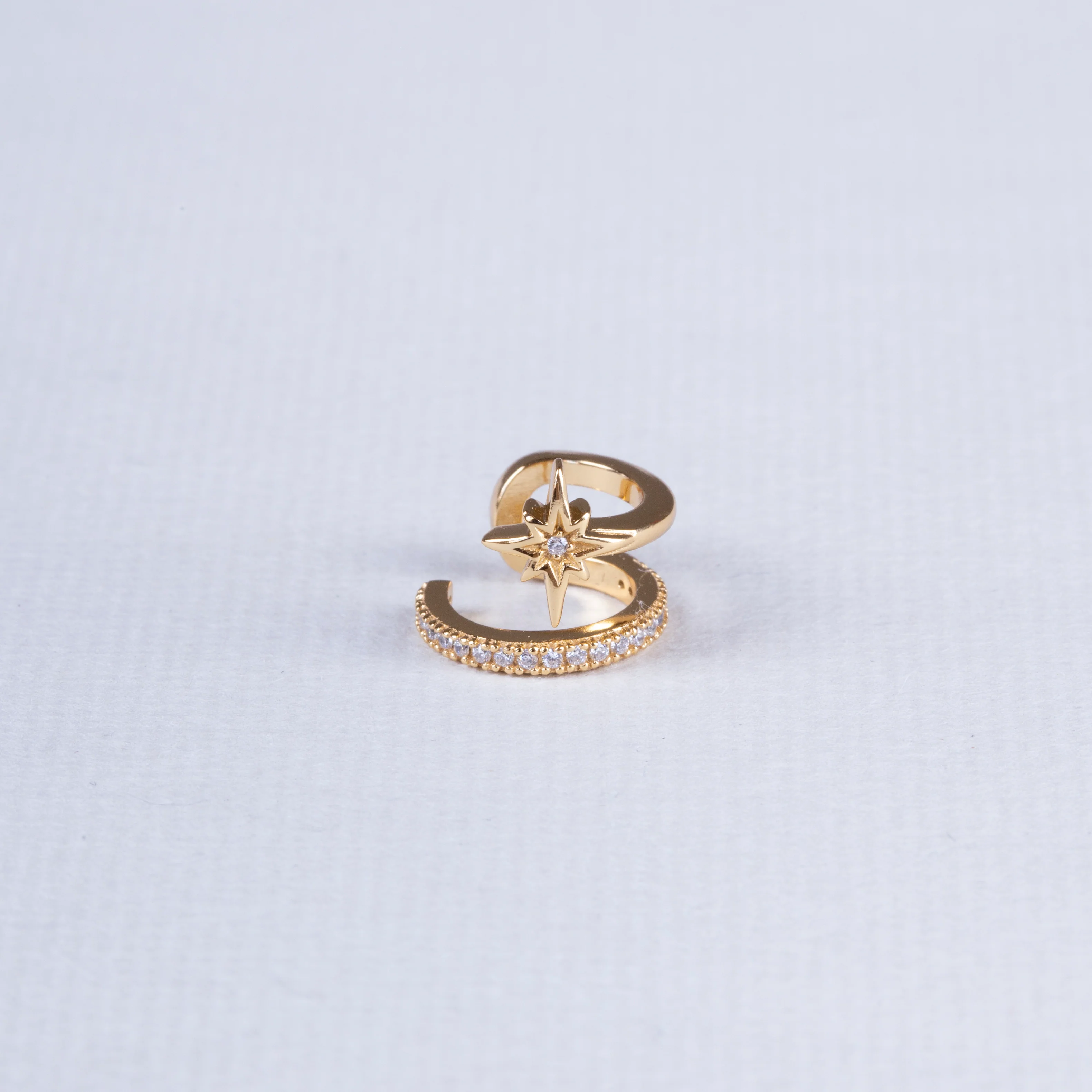 Star Double Band Single Ear Cuff