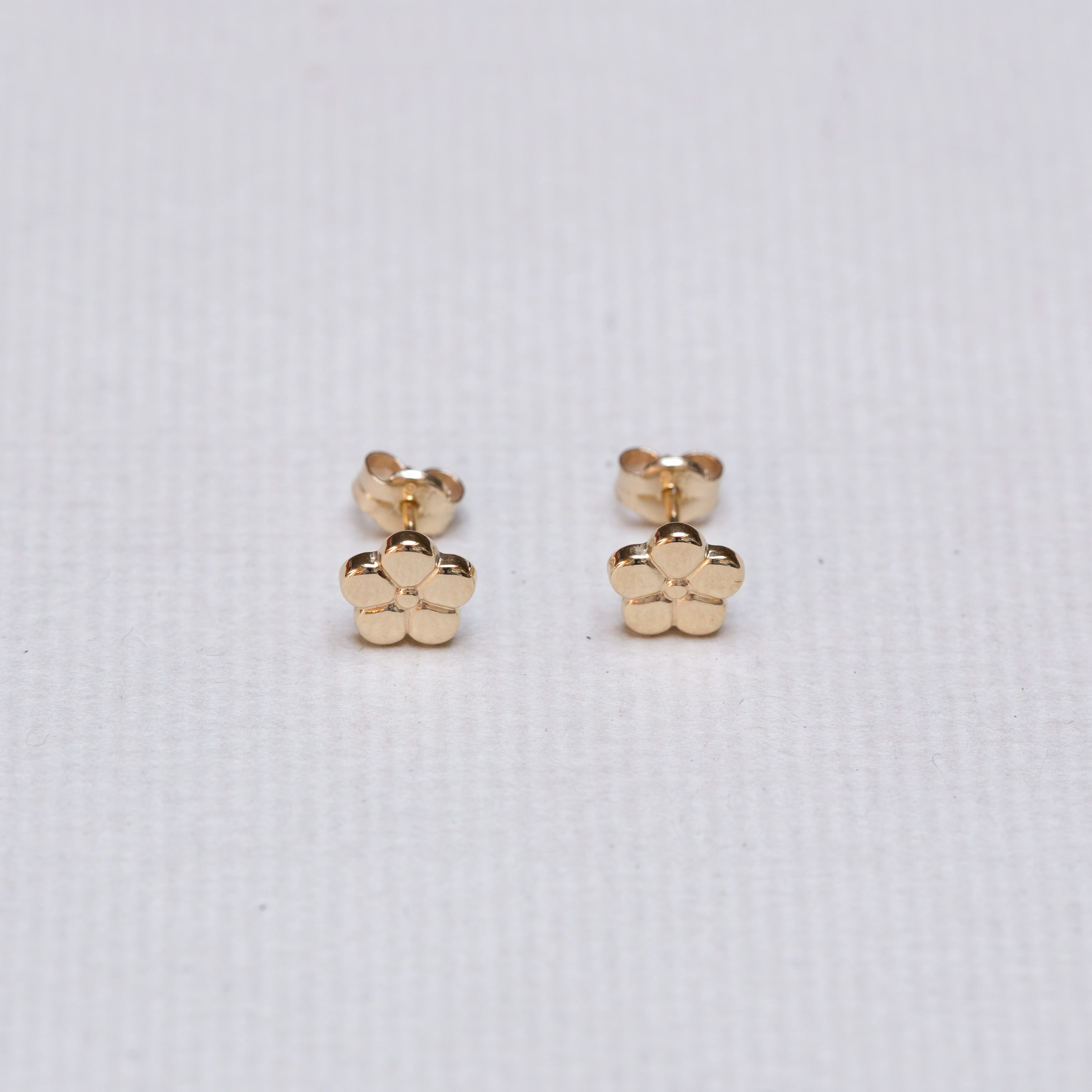 9ct Gold Cherry Blossom Flower Stud Earrings - Image 3