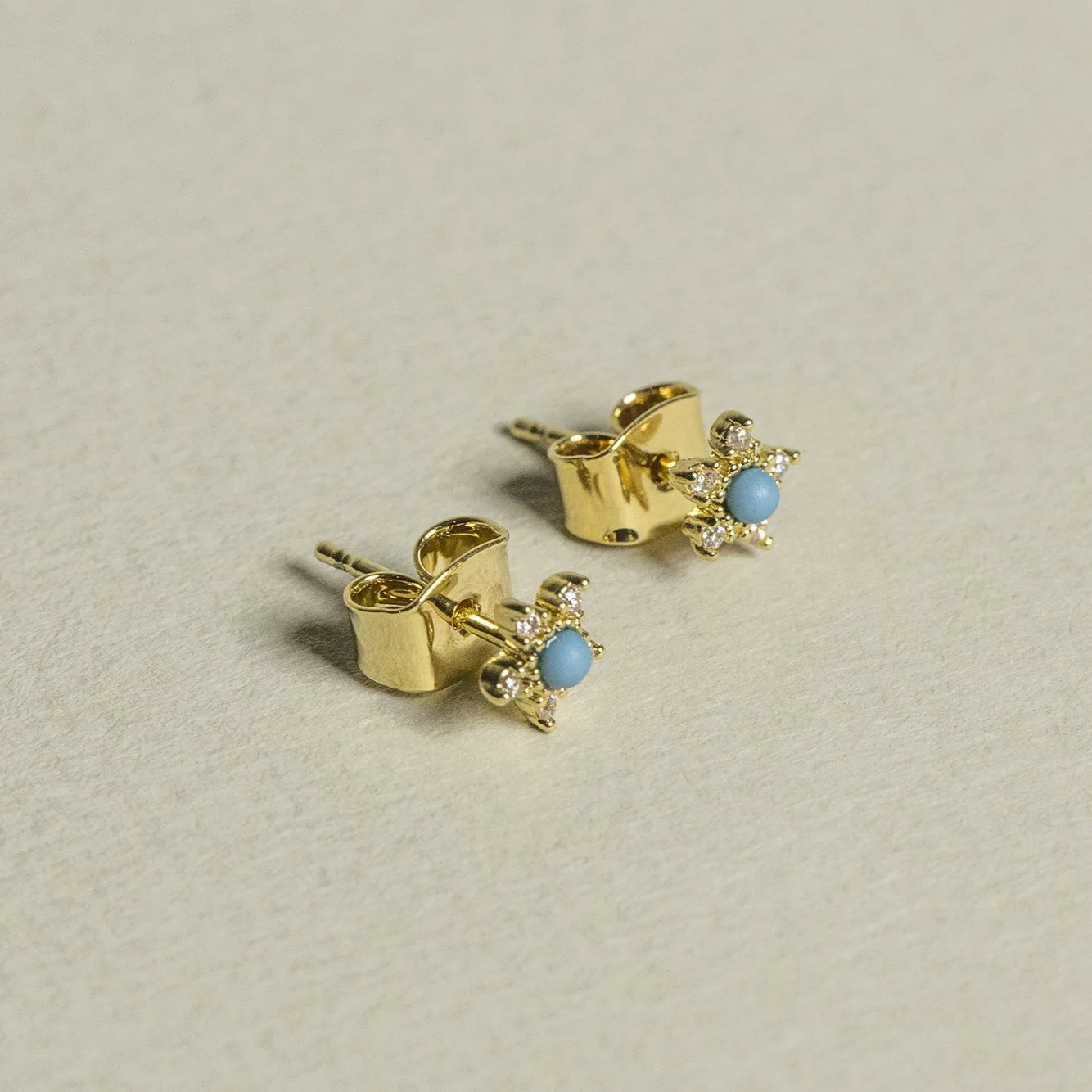 Turquoise Flower Stud Earrings - Image 2