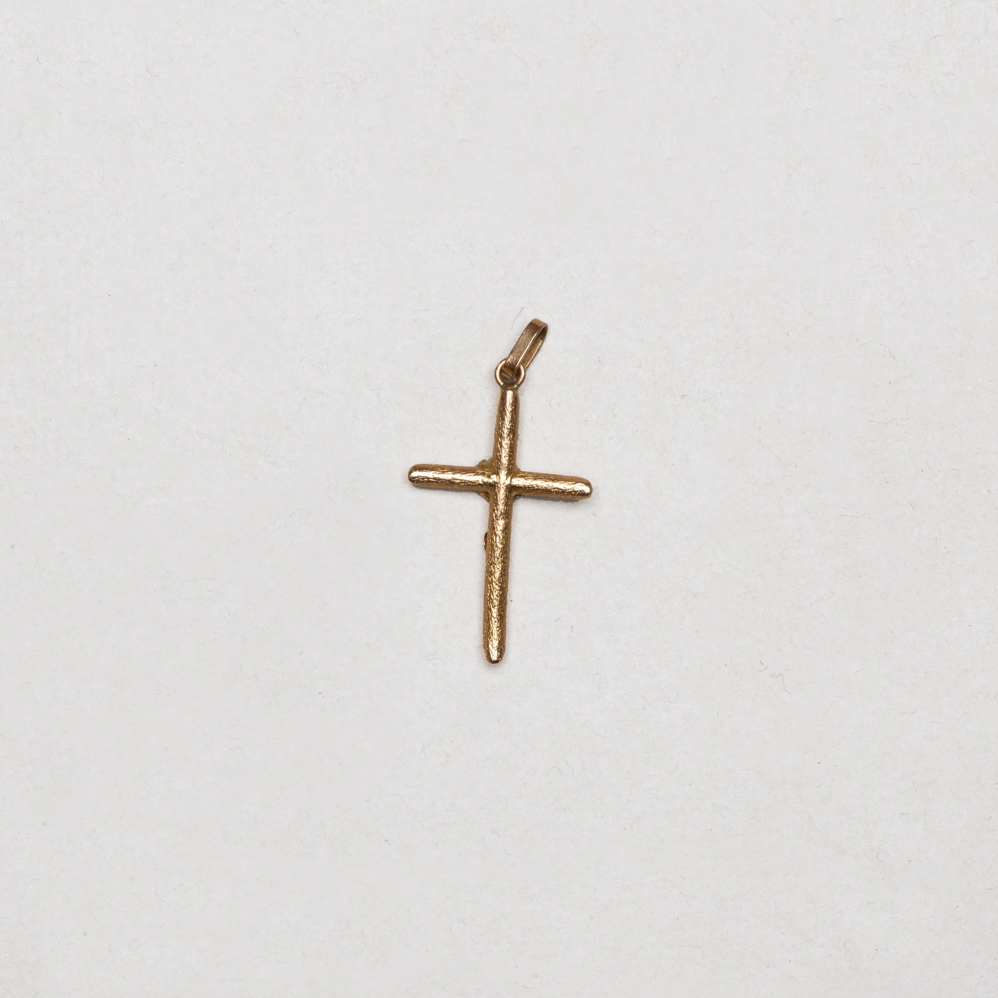 Vintage 18ct Gold Cross Pendant - Image 3