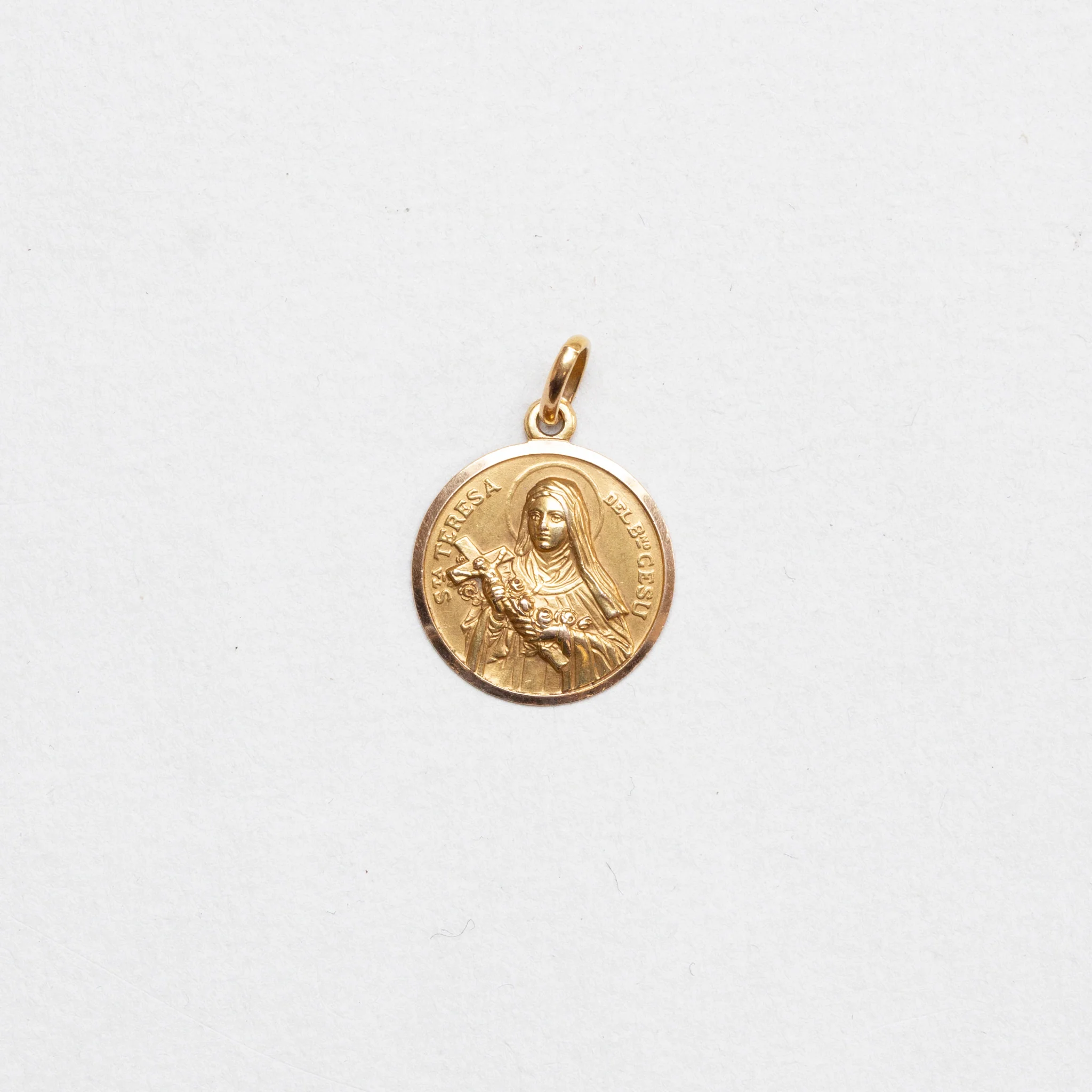 Vintage 18ct Gold St Teresa Pendant Charm