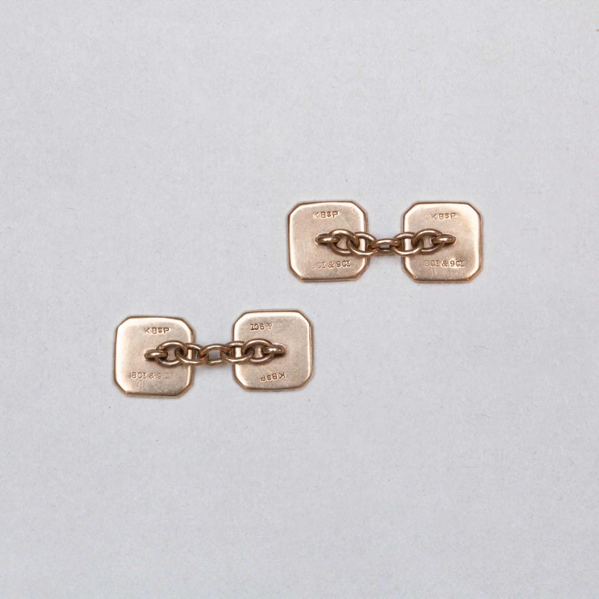 Vintage 18ct White Gold Cufflinks with Black Onyx - Image 2