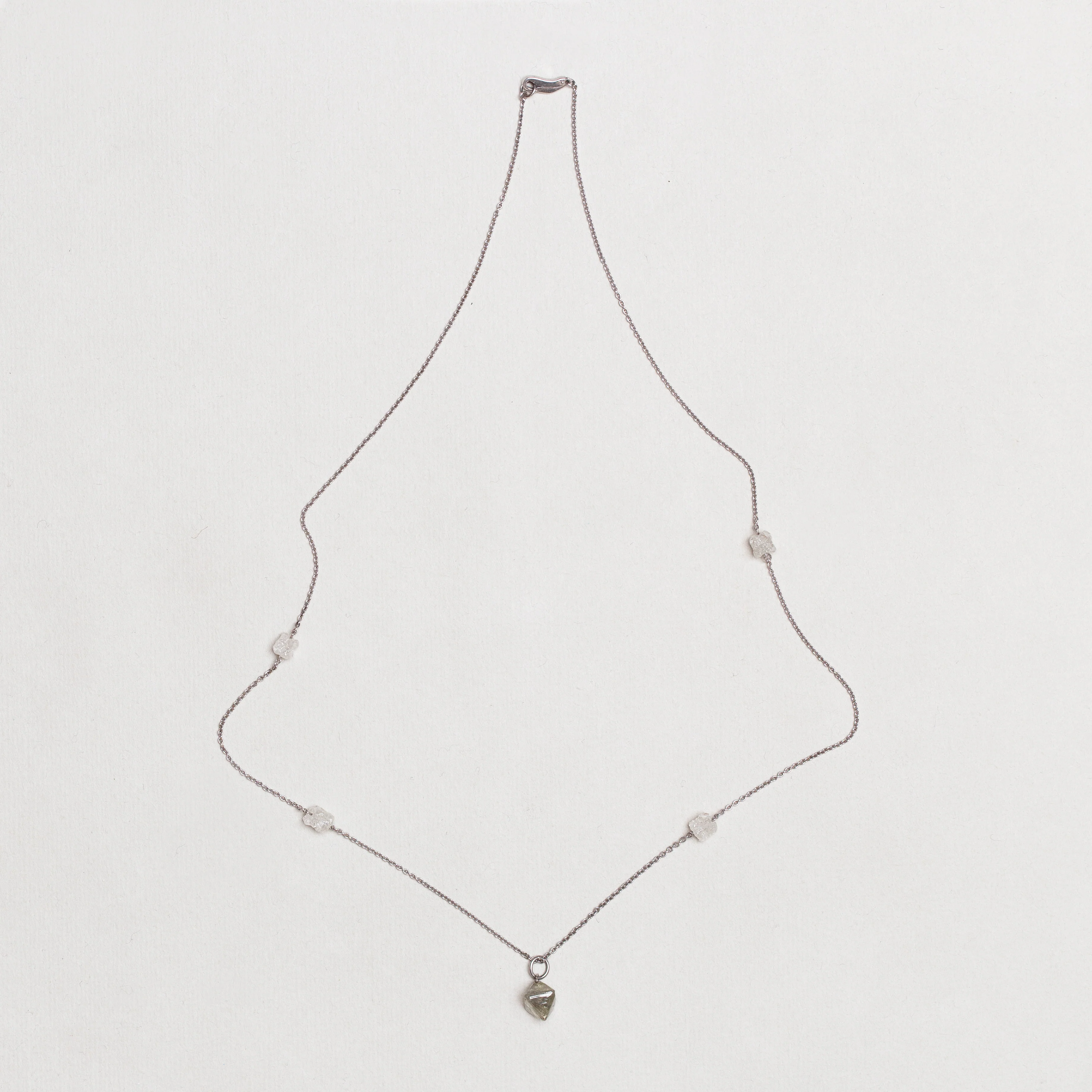 Vintage William Welstead Platinum Necklace with Rough-Cut Diamonds - Image 2