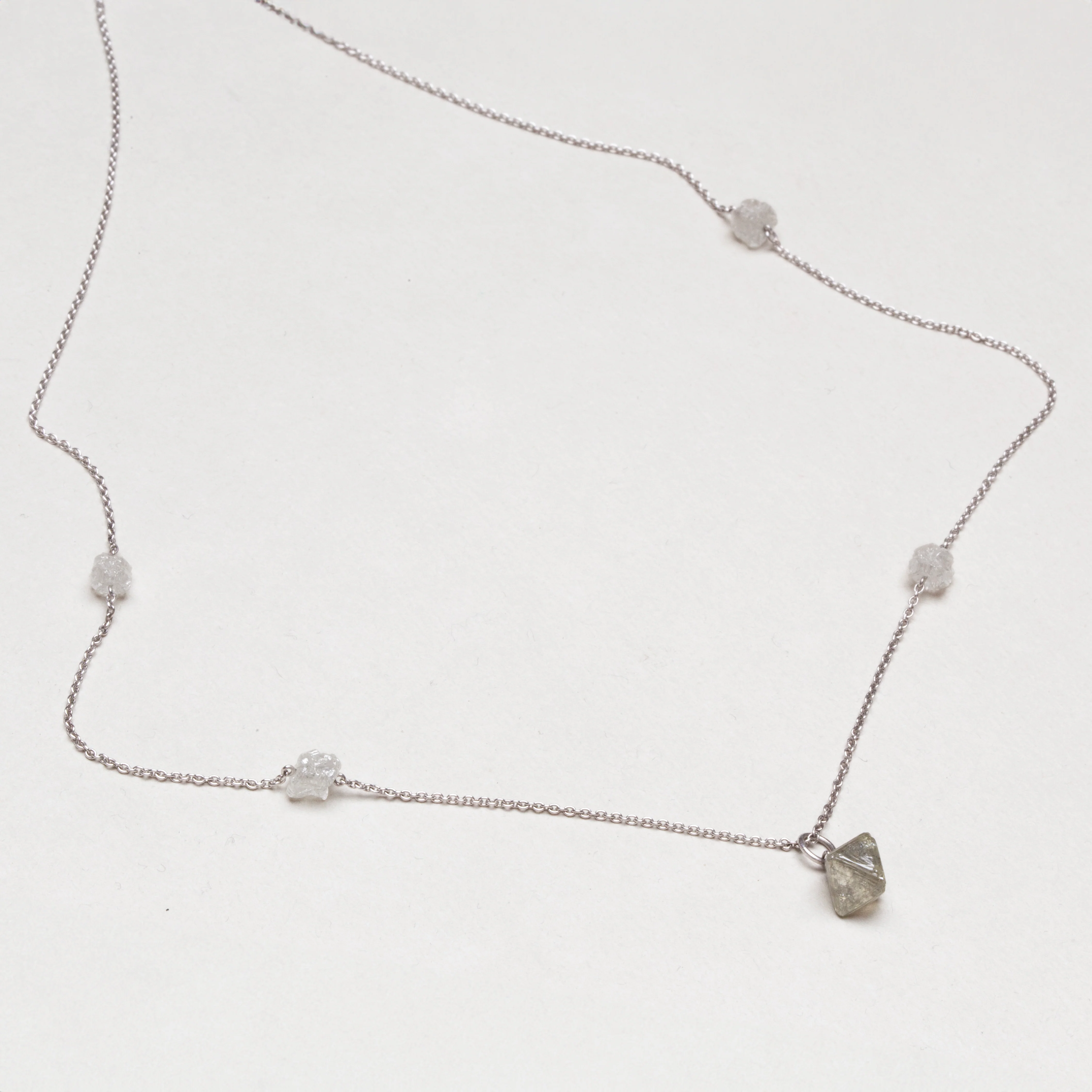 Vintage William Welstead Platinum Necklace with Rough-Cut Diamonds - Image 3