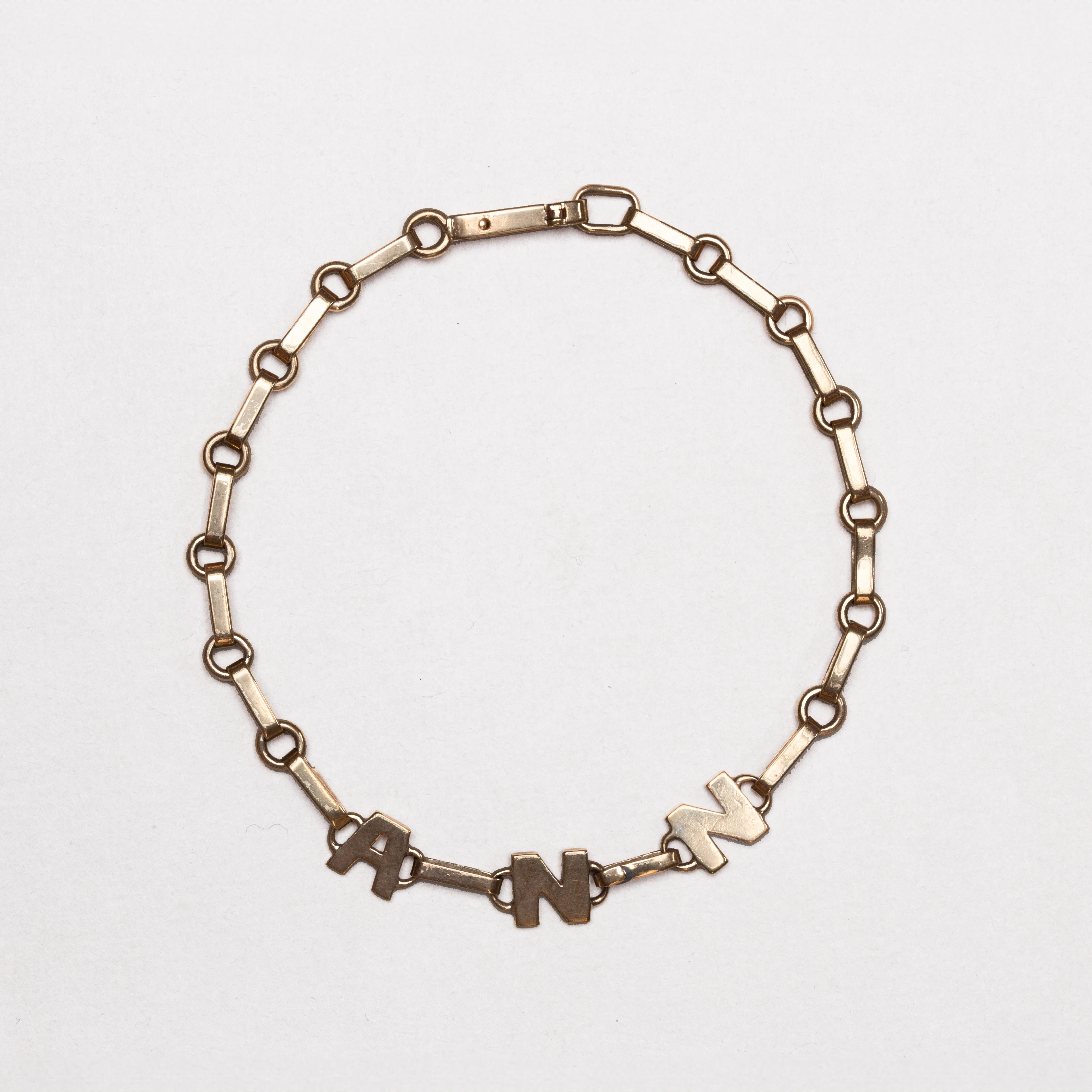 Vintage 9ct Gold Initial Bracelet "ANN" - Image 2