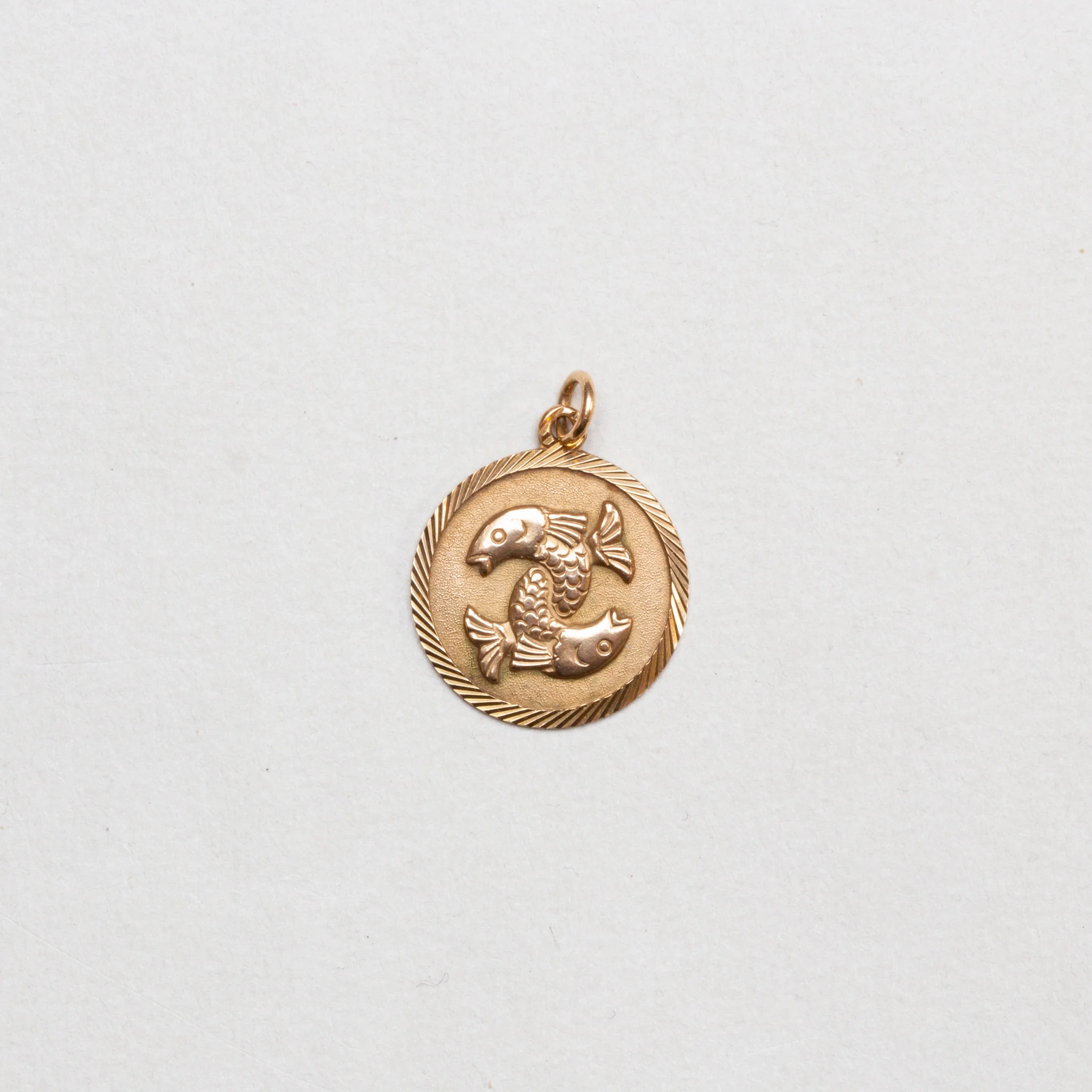 Vintage 9ct Gold Pisces Charm Pendant