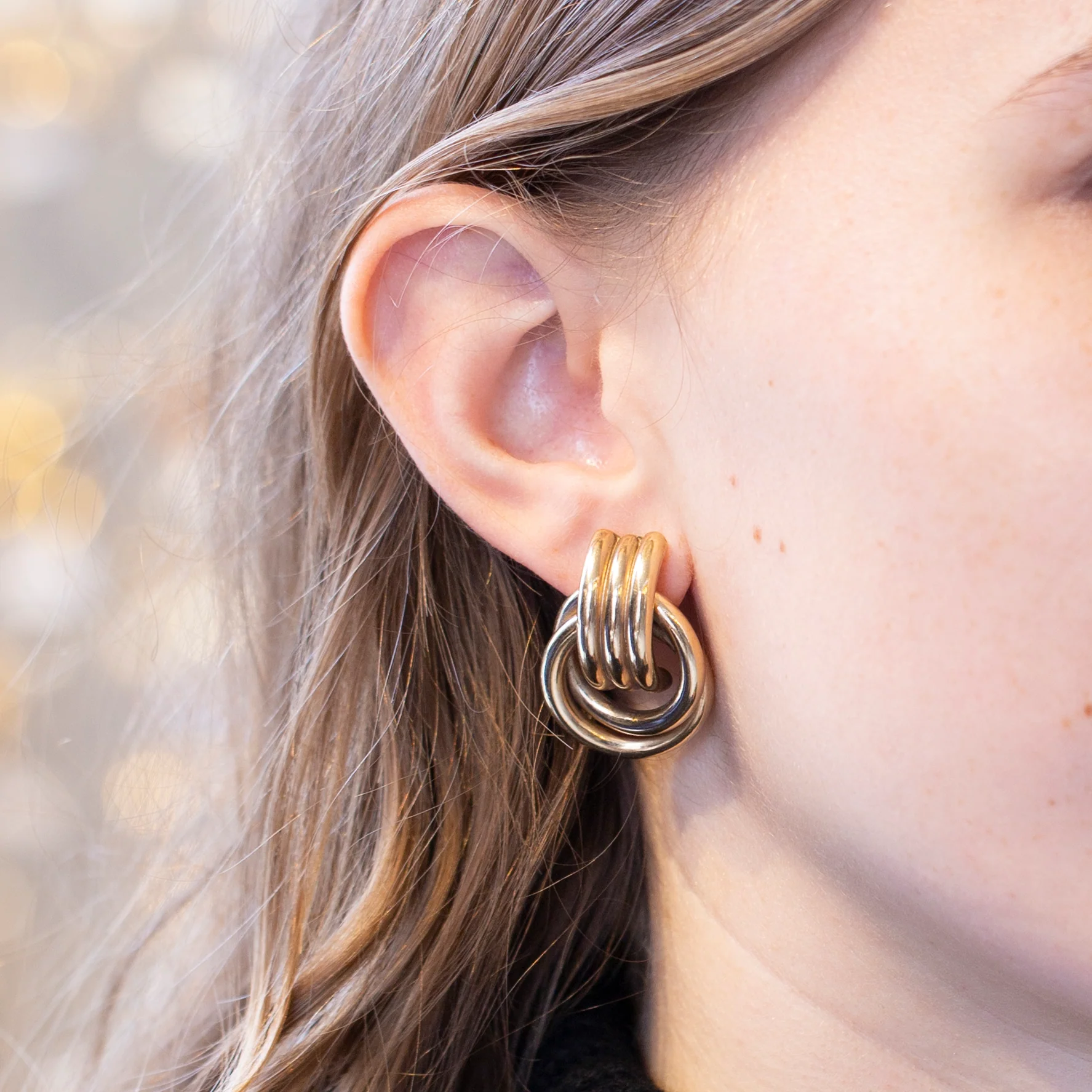 Vintage 9ct Gold Triple Rolling Stud Earrings - Image 2