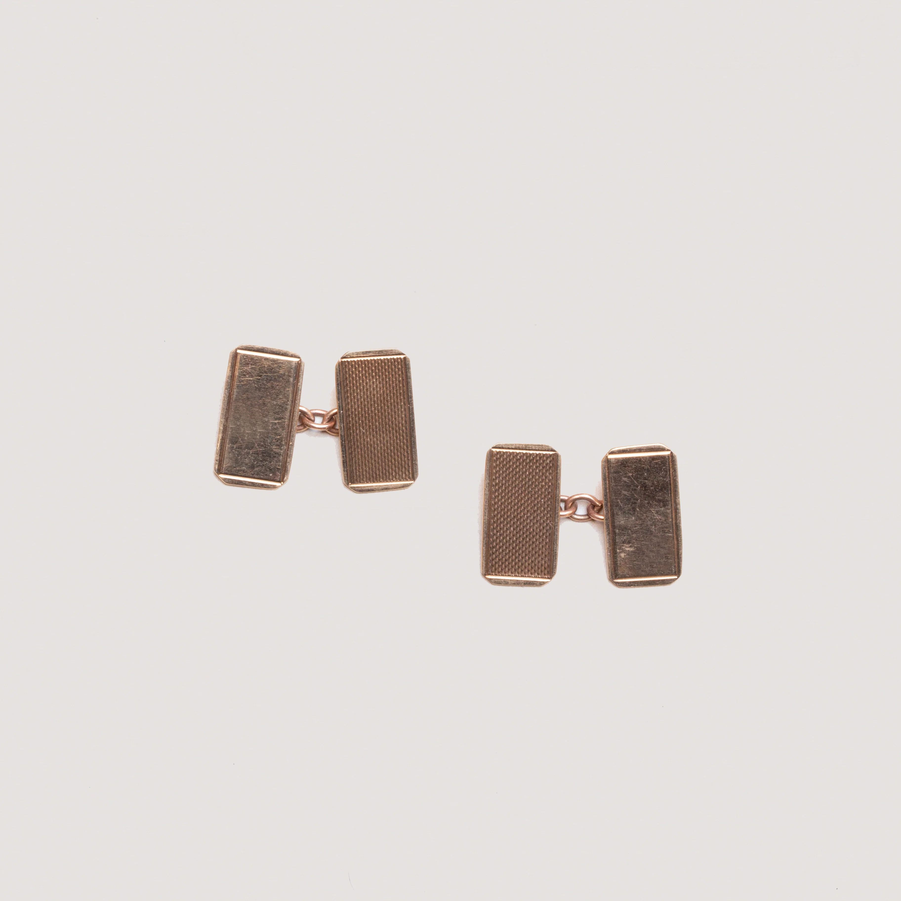 Vintage 9ct Textured Gold Cufflinks - Image 2