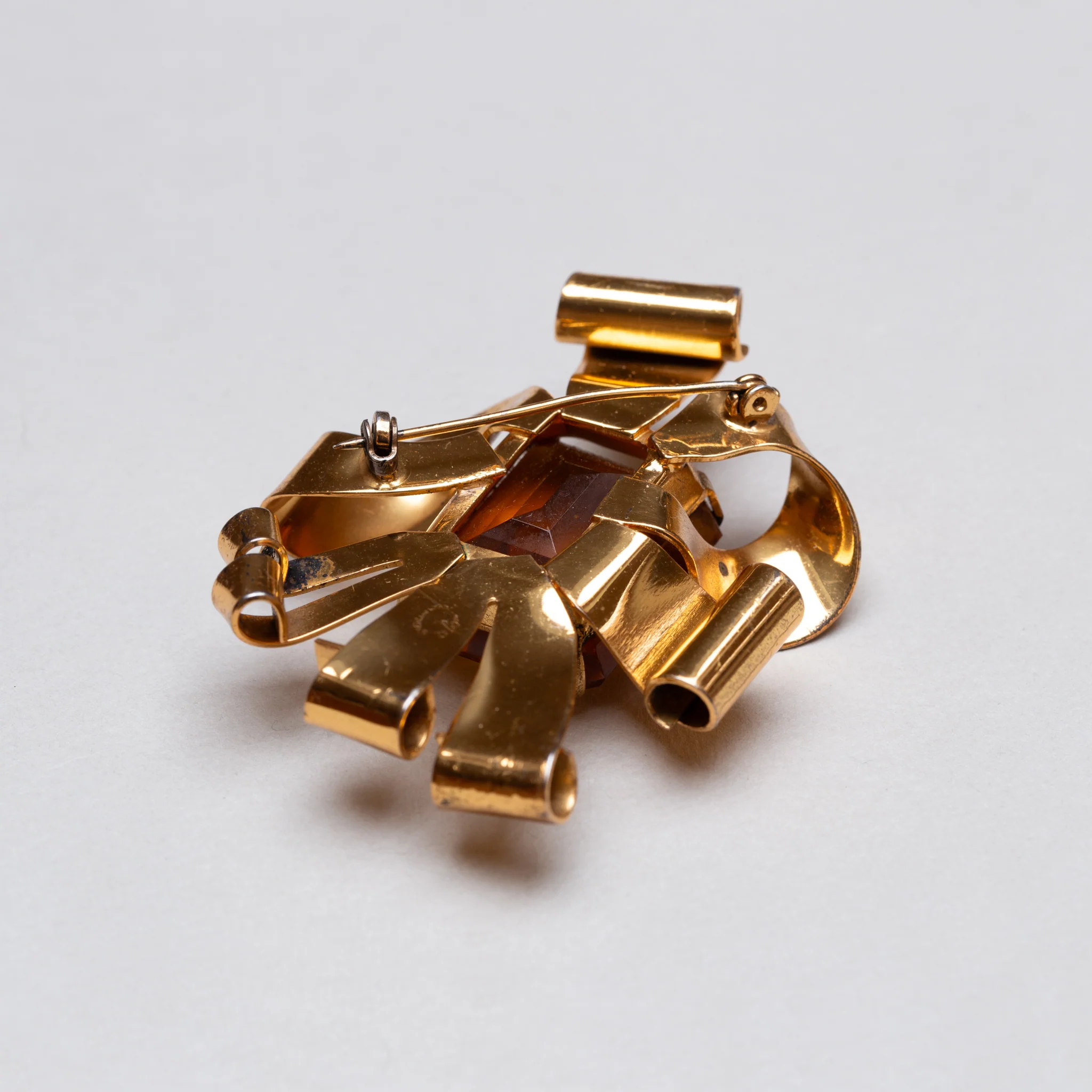 Vintage Bow Brooch with Citrine - Image 3