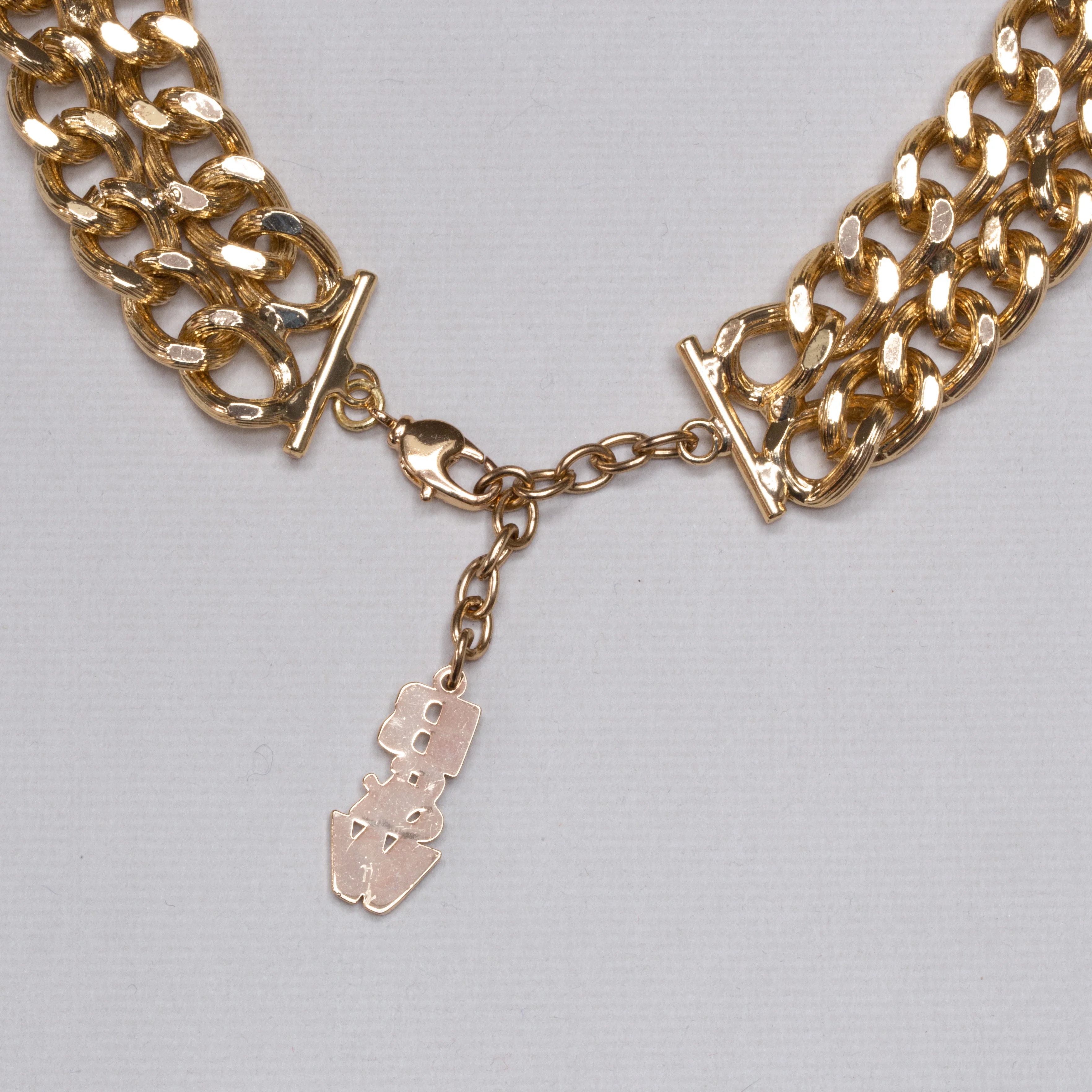 Set of Vintage Butler & Wilson Necklace and Bracelet - Image 3