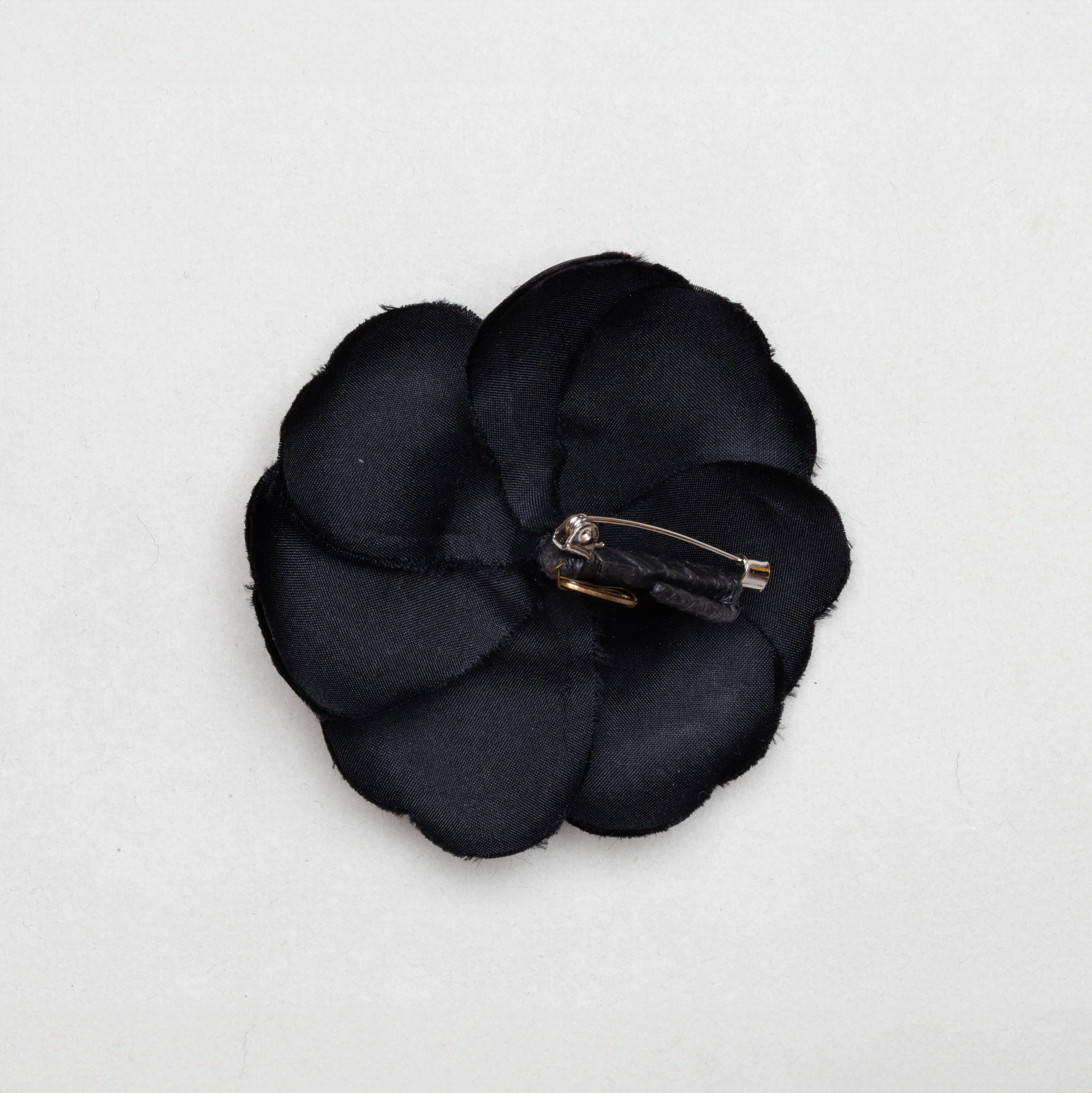 Vintage Chanel Camelia Pendant Pin Brooch - Black - Image 3