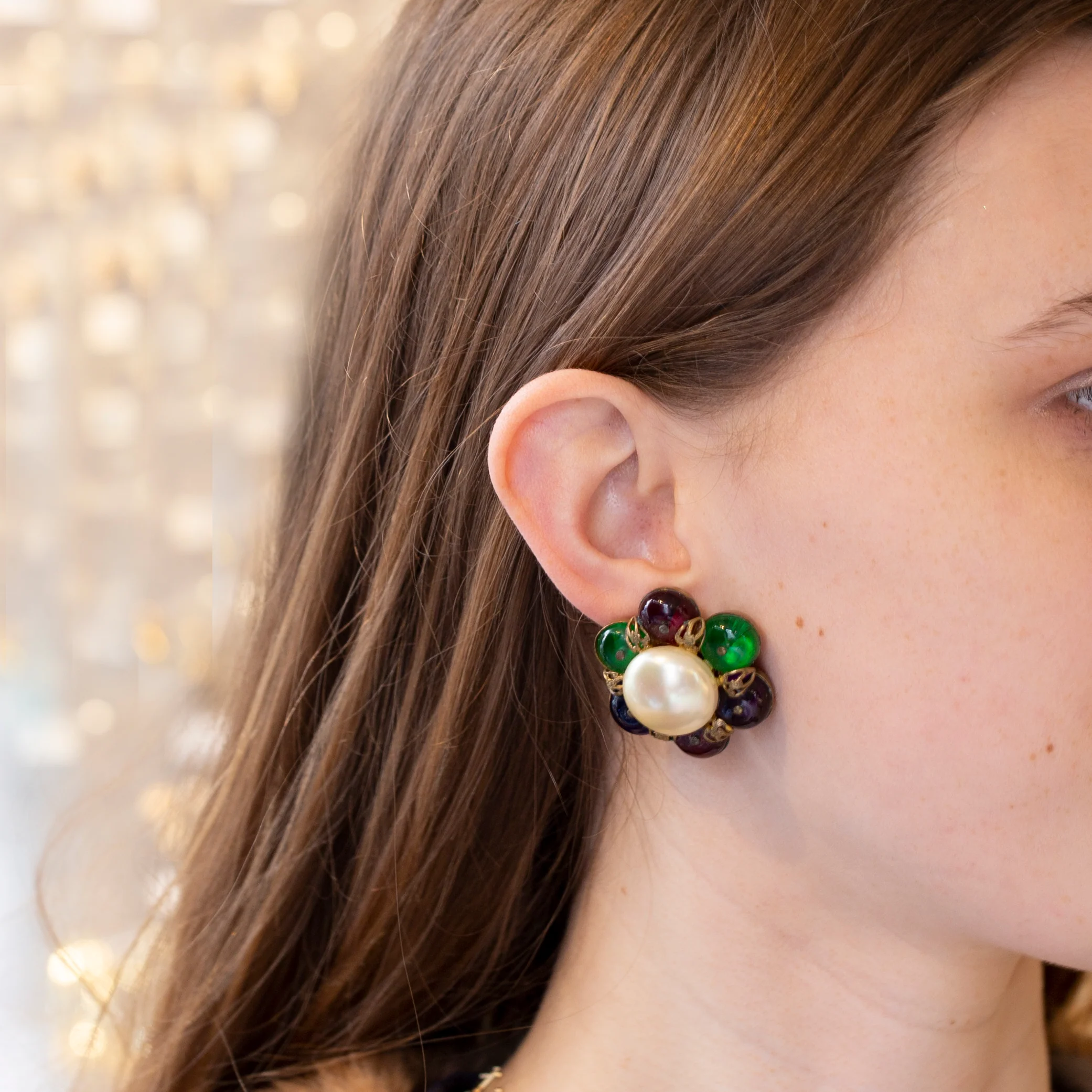 Vintage Chanel Clip-on Earrings - Image 3
