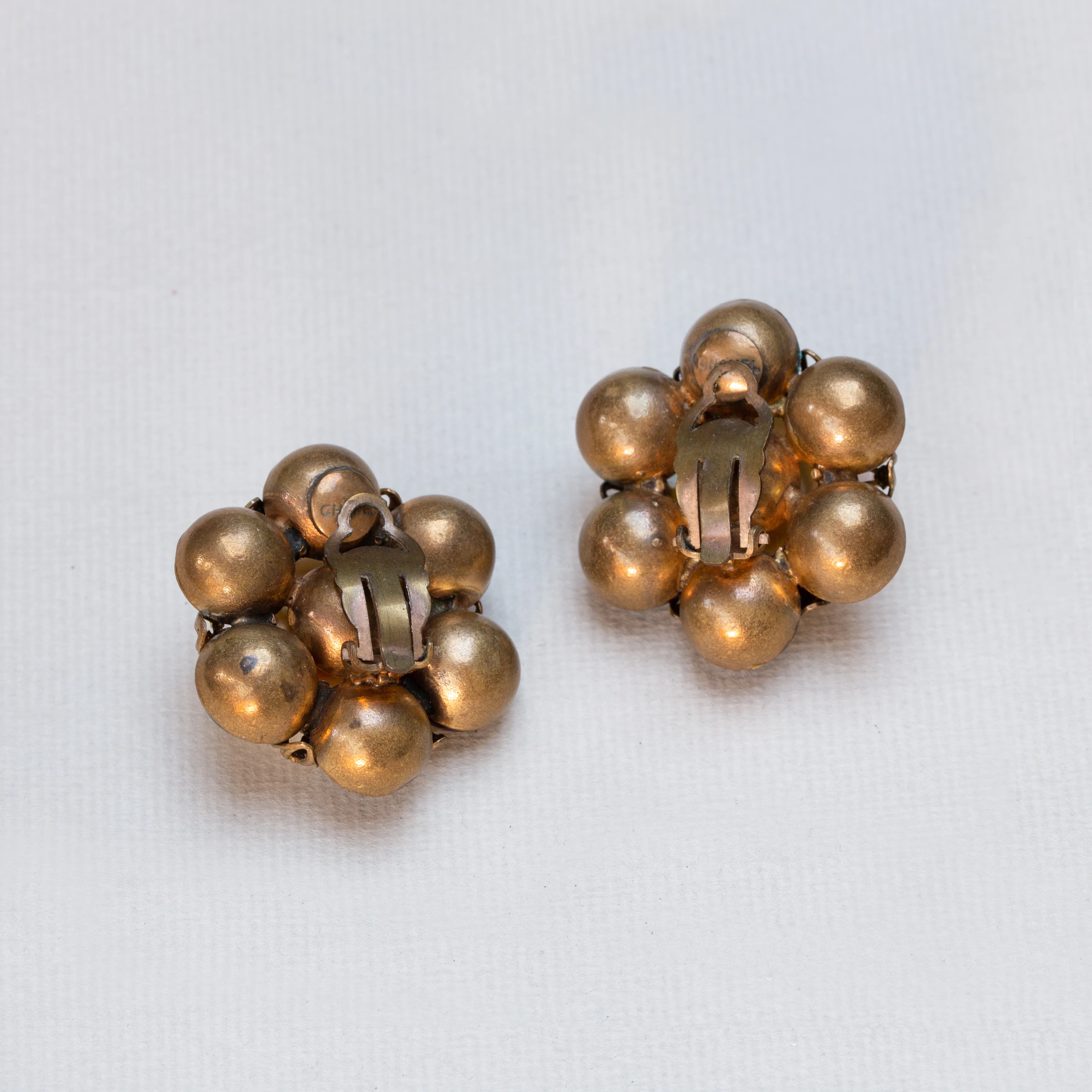 Vintage Chanel Clip-on Earrings - Image 4