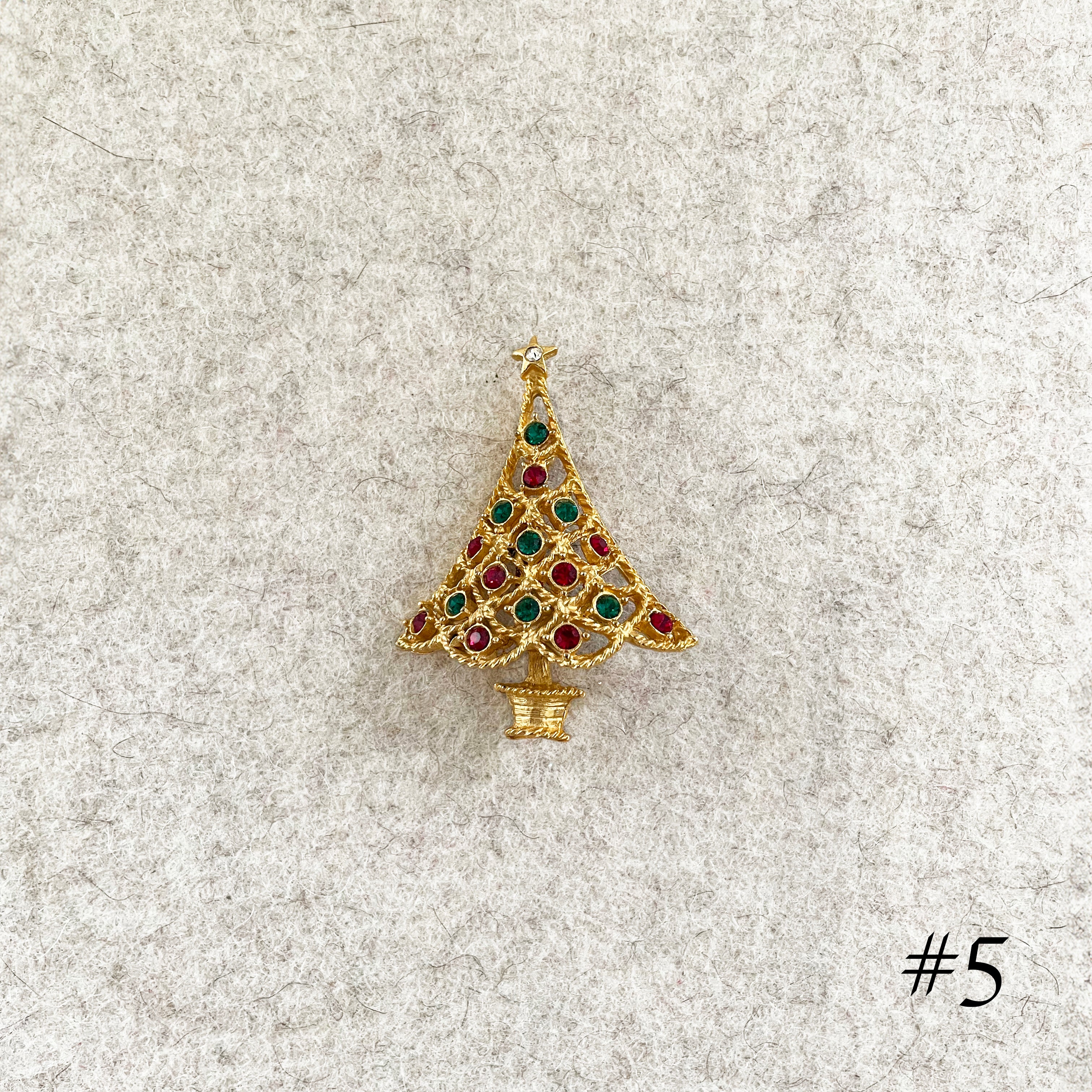Vintage Christmas Tree Brooch by Eisenberg - Image 10