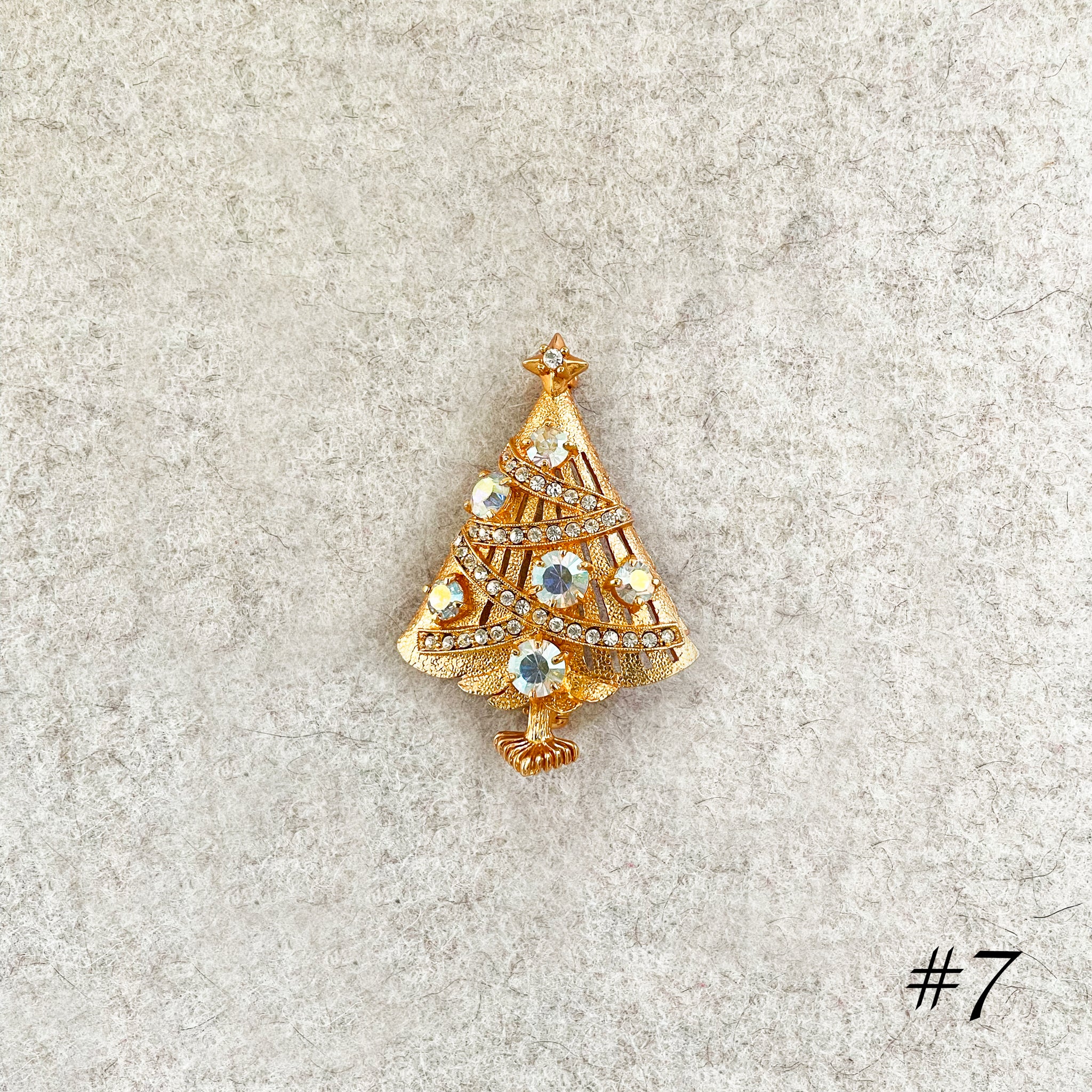 Vintage Christmas Tree Brooch by Eisenberg - Image 14