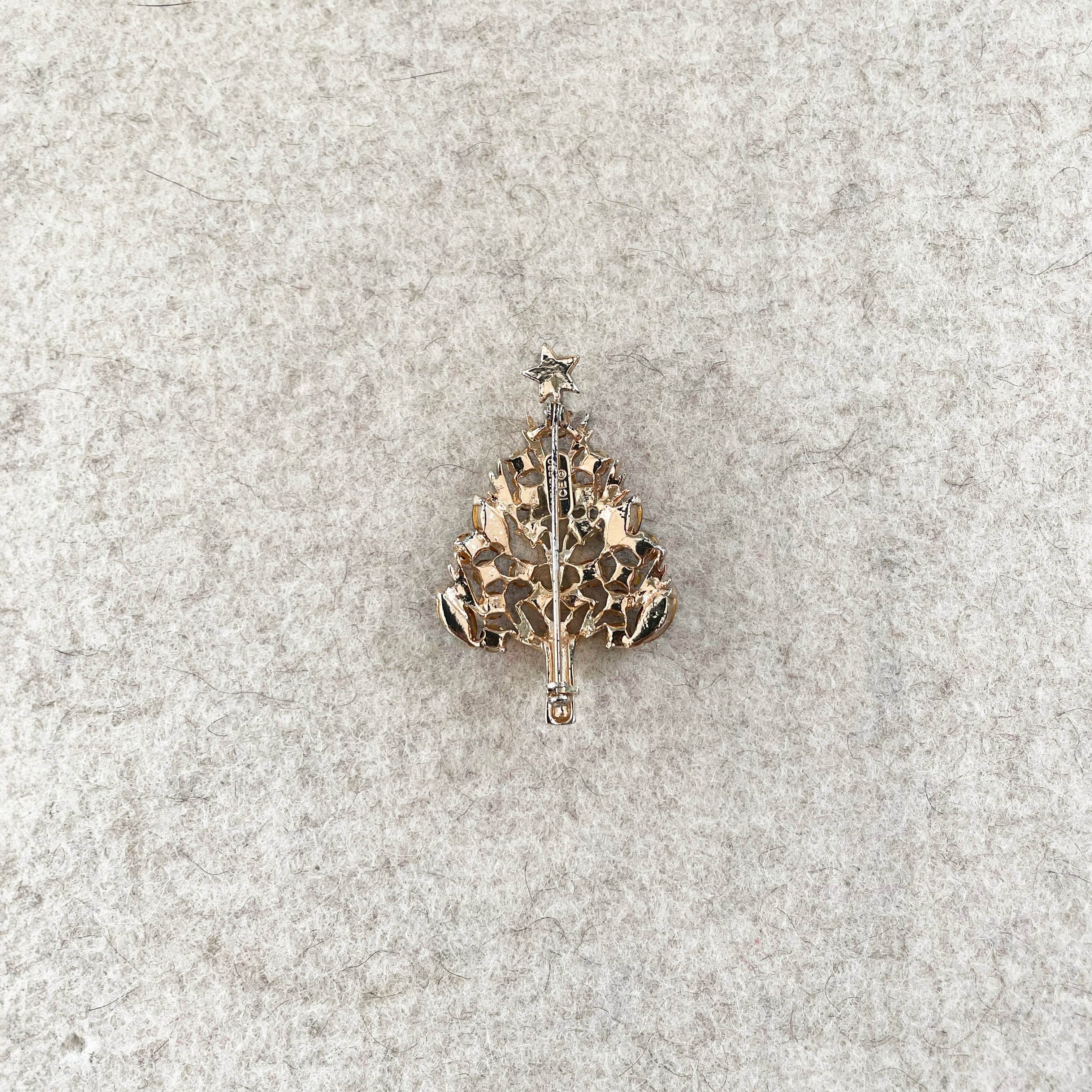 Vintage Christmas Tree Brooch by Eisenberg - Image 17