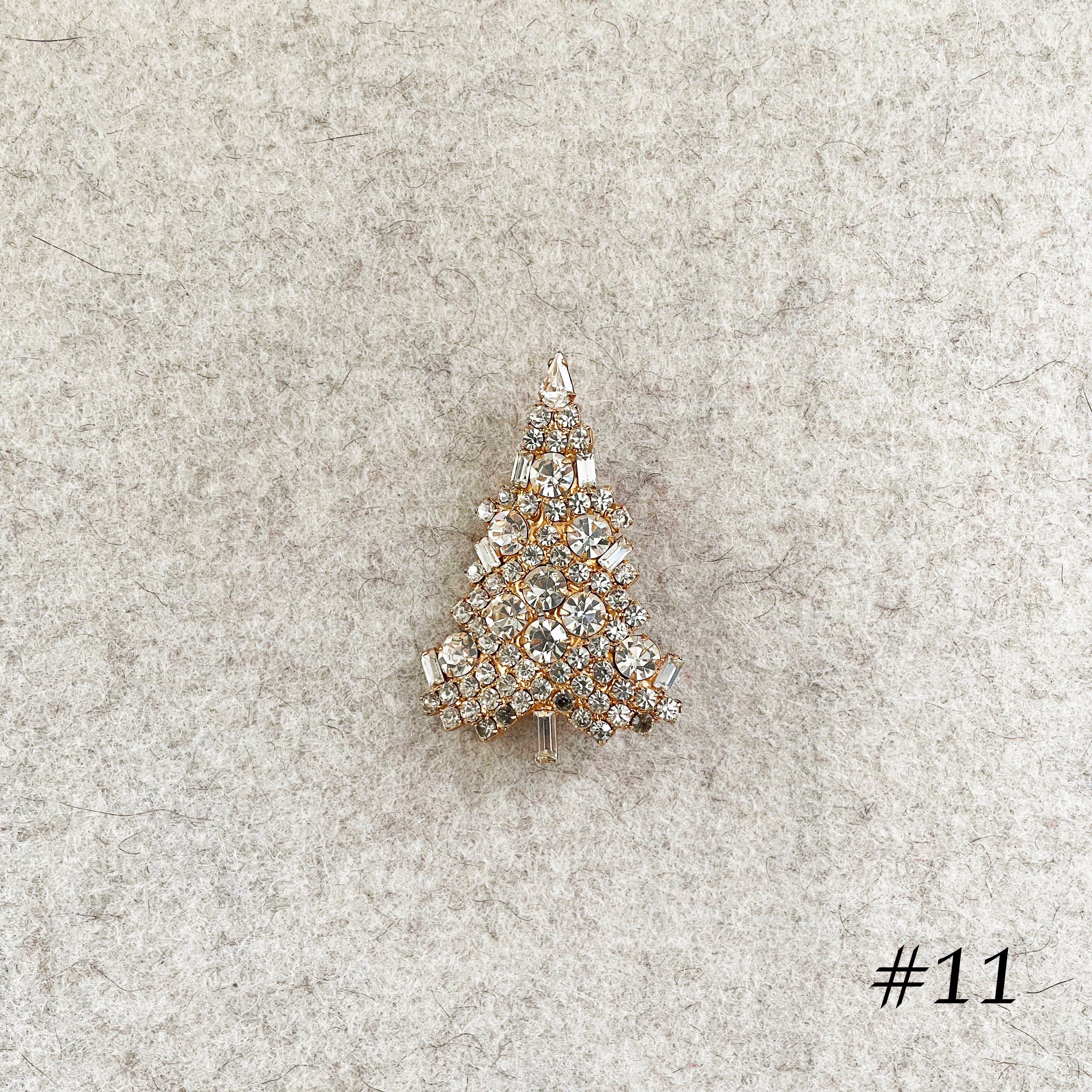 Vintage Christmas Tree Brooch by Eisenberg - Image 22