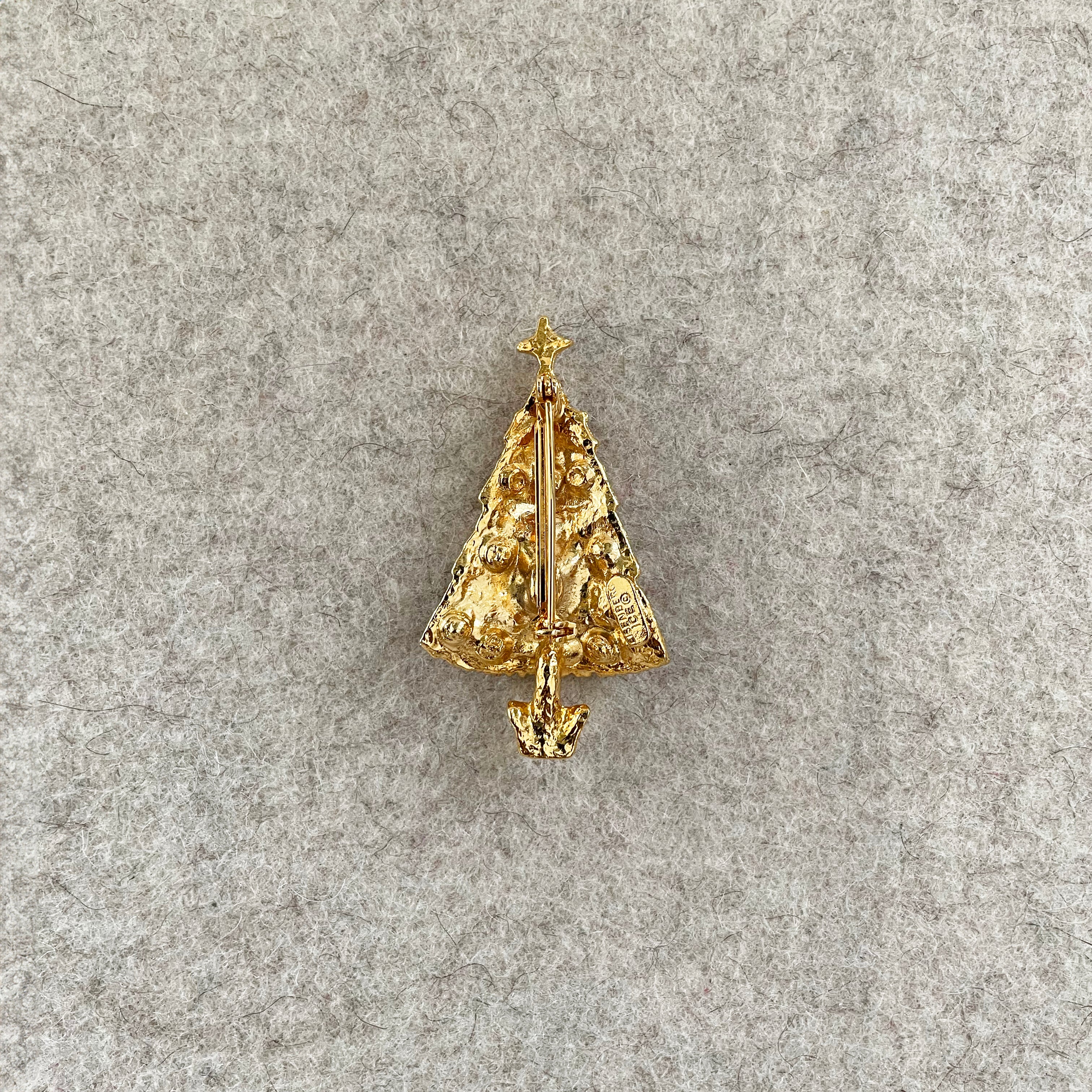 Vintage Christmas Tree Brooch by Eisenberg - Image 27