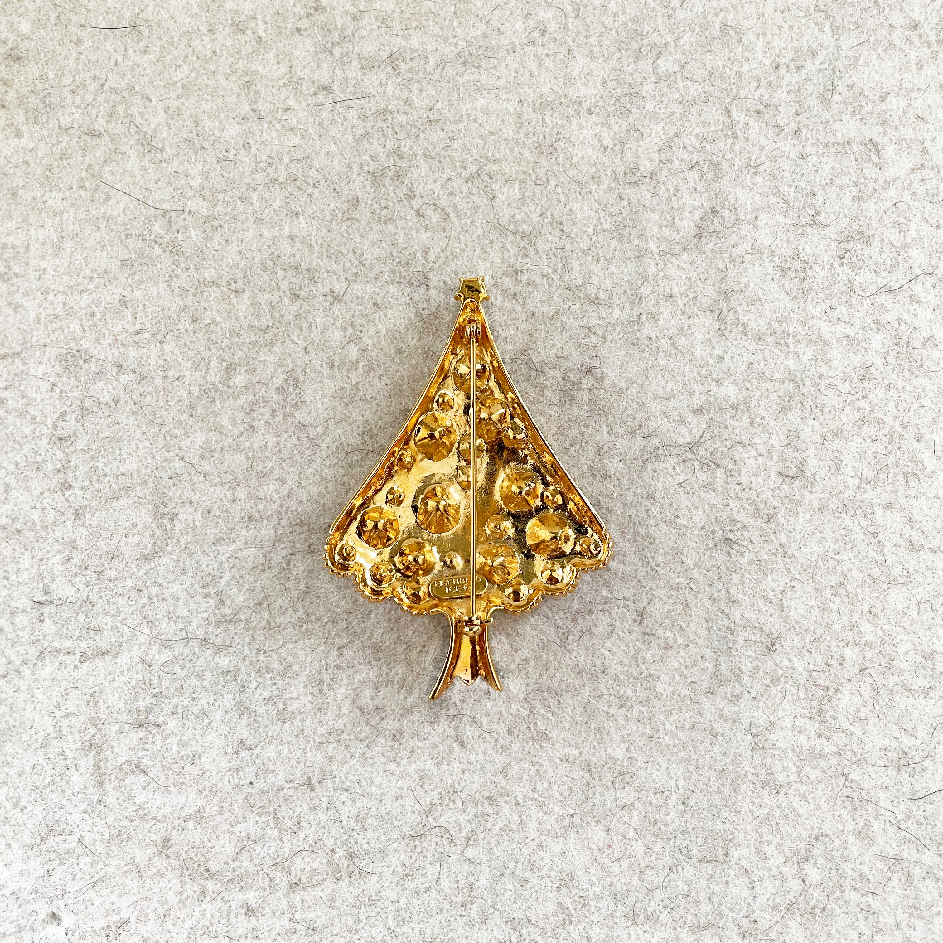 Vintage Christmas Tree Brooch by Eisenberg - Image 31