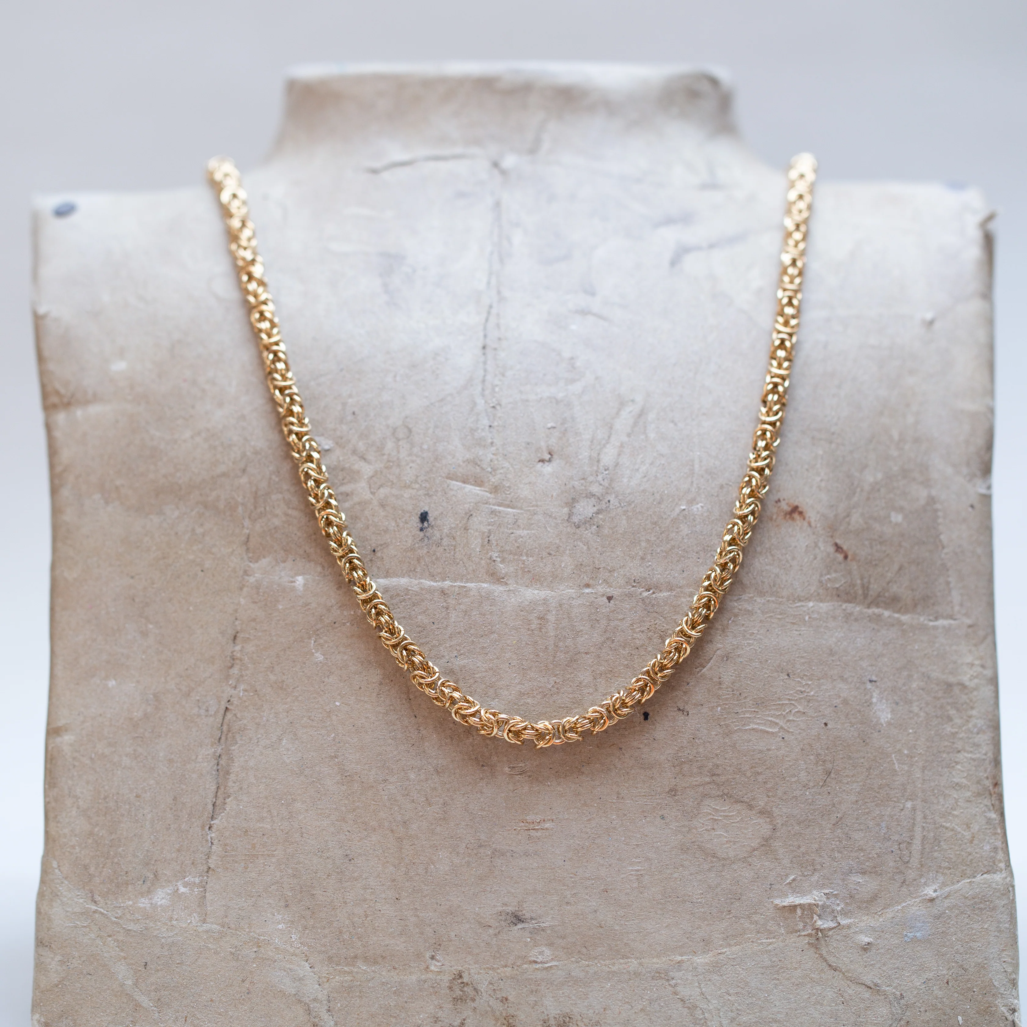 givency gold chuncky chain
