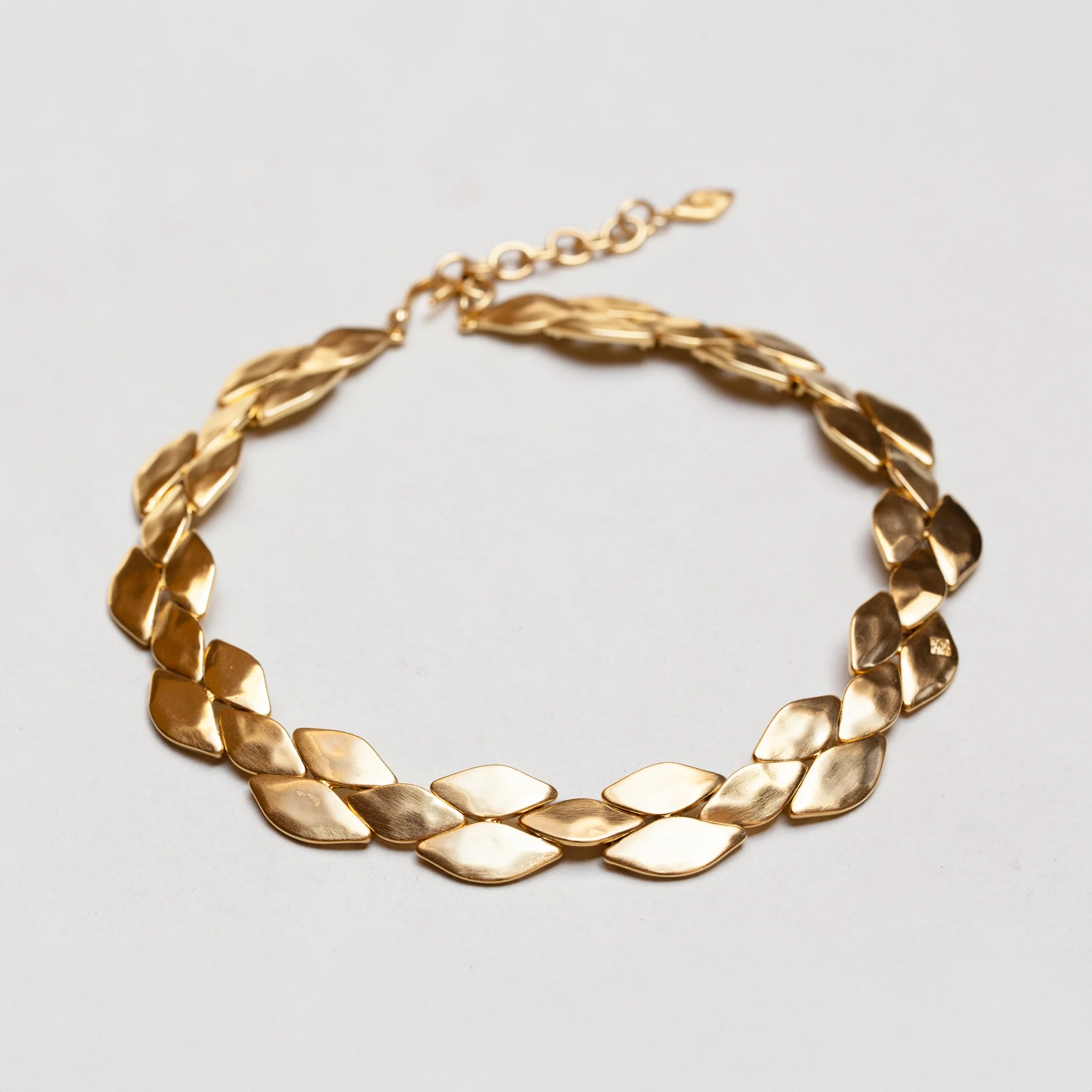Vintage Givenchy Gold Leaf Link Necklace - Image 4